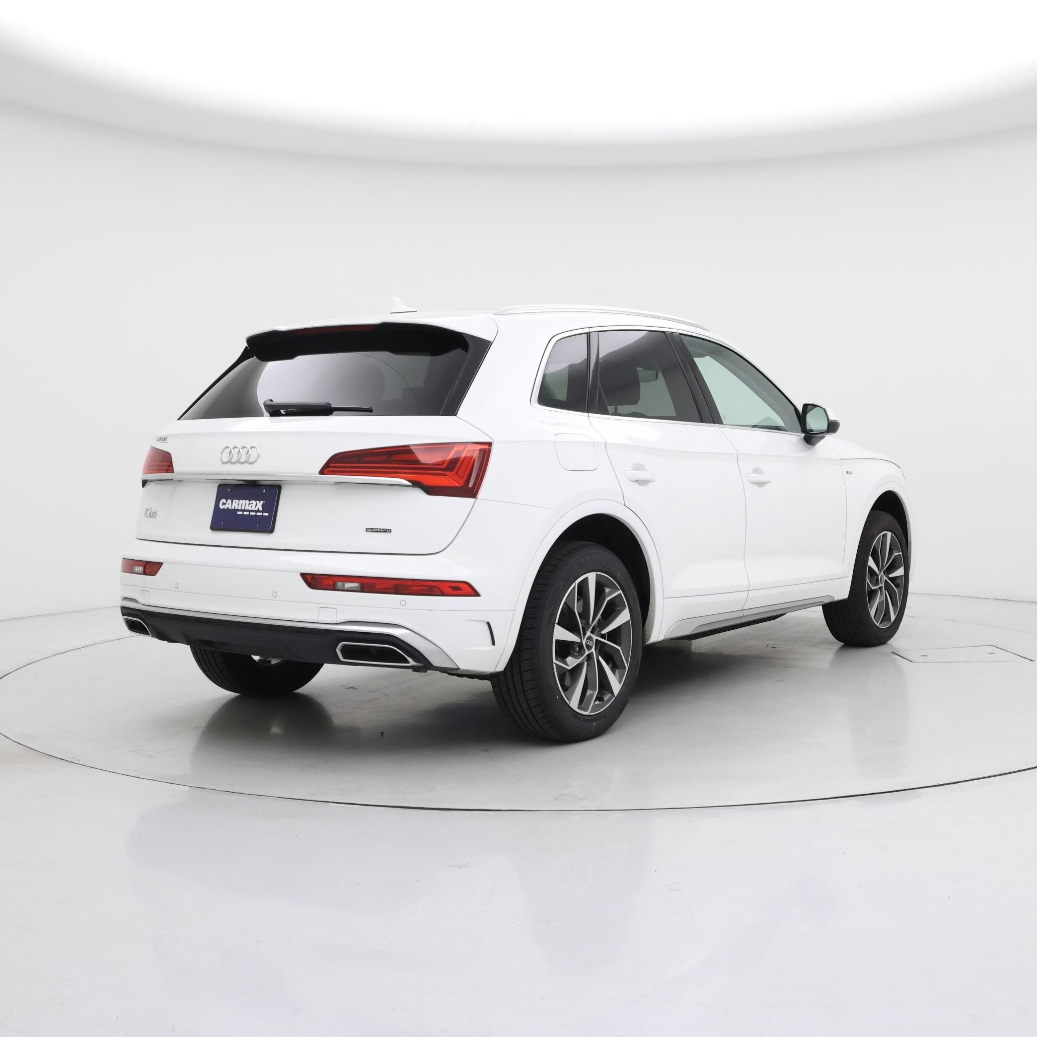 Thumbnail: 2024 Audi Q5 - 8