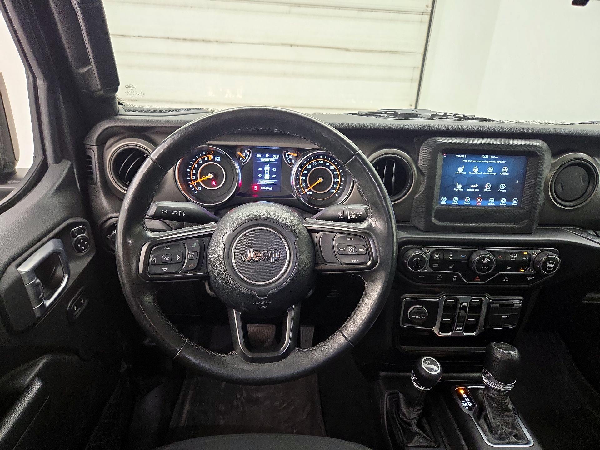 Thumbnail: 2022 Jeep Gladiator - 10