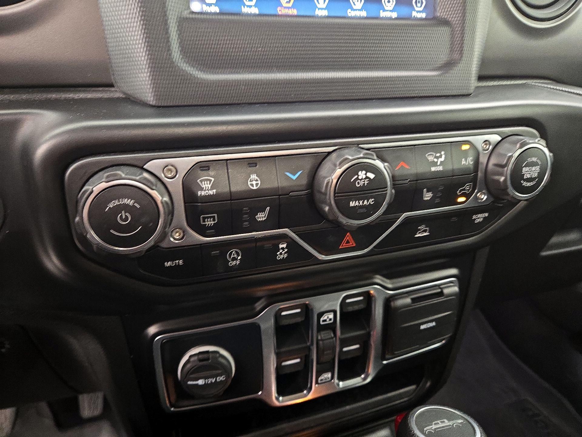 Thumbnail: 2022 Jeep Gladiator - 16