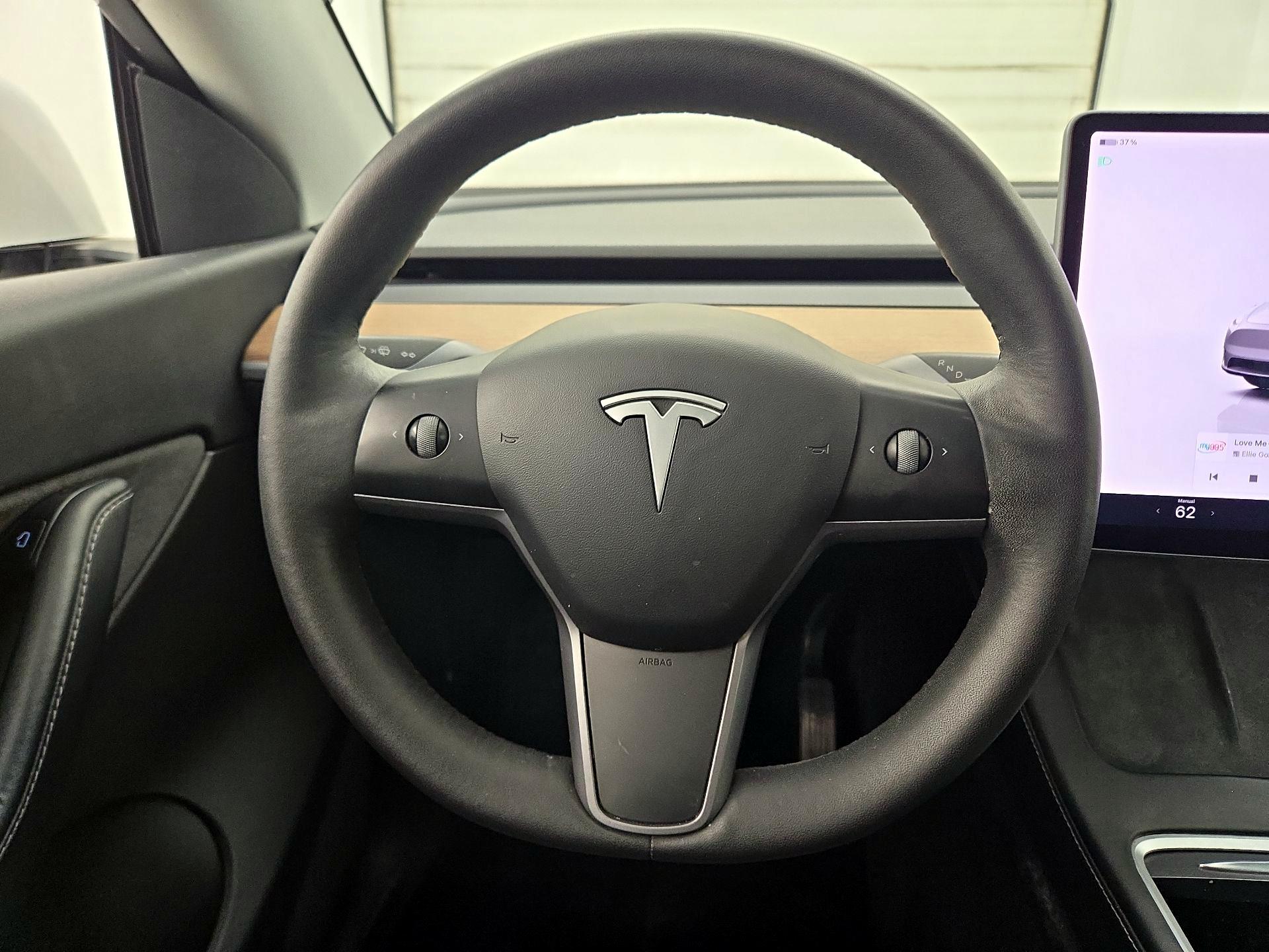 Thumbnail: 2022 Tesla Model Y - 10