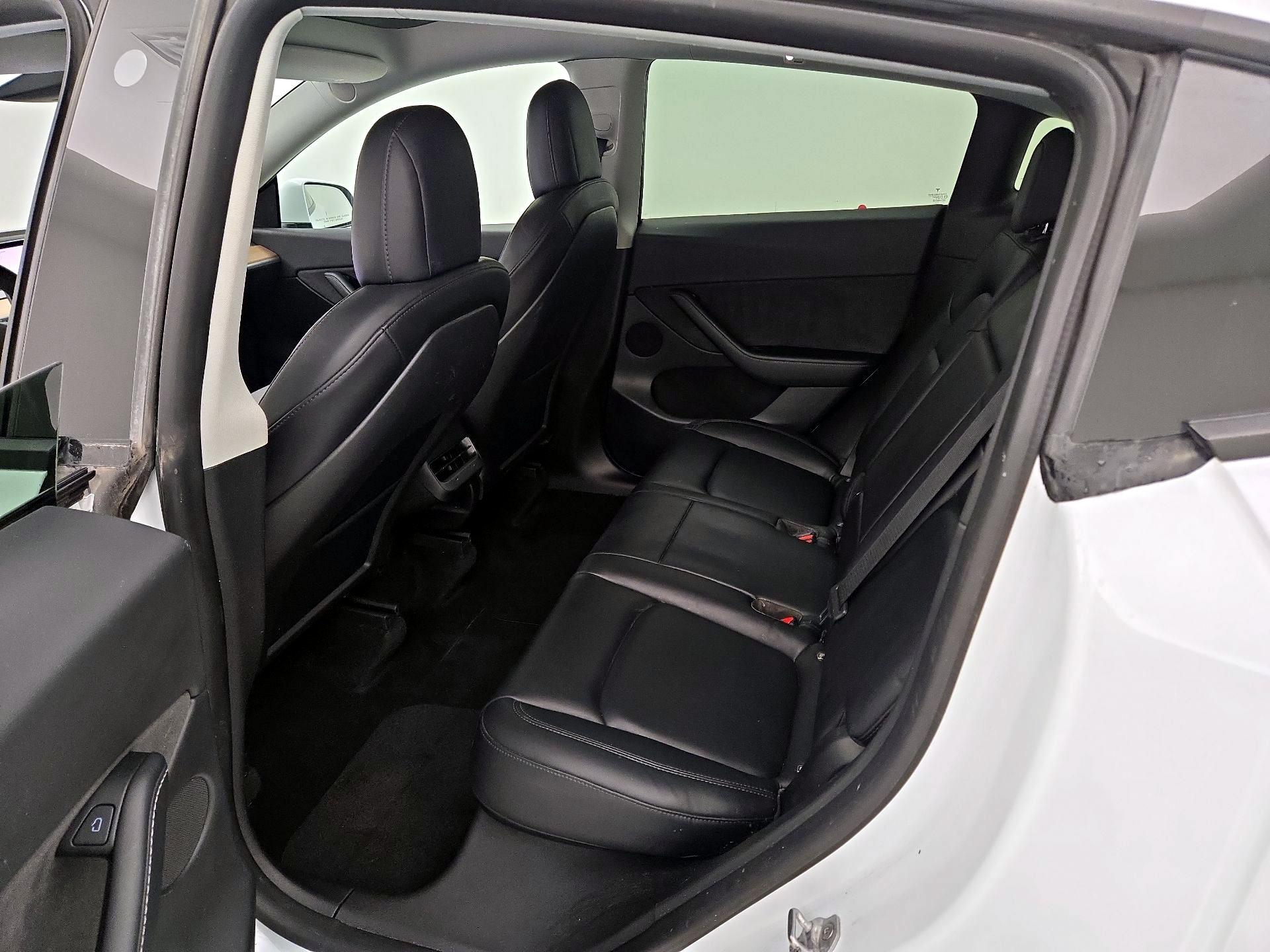 Thumbnail: 2022 Tesla Model Y - 19