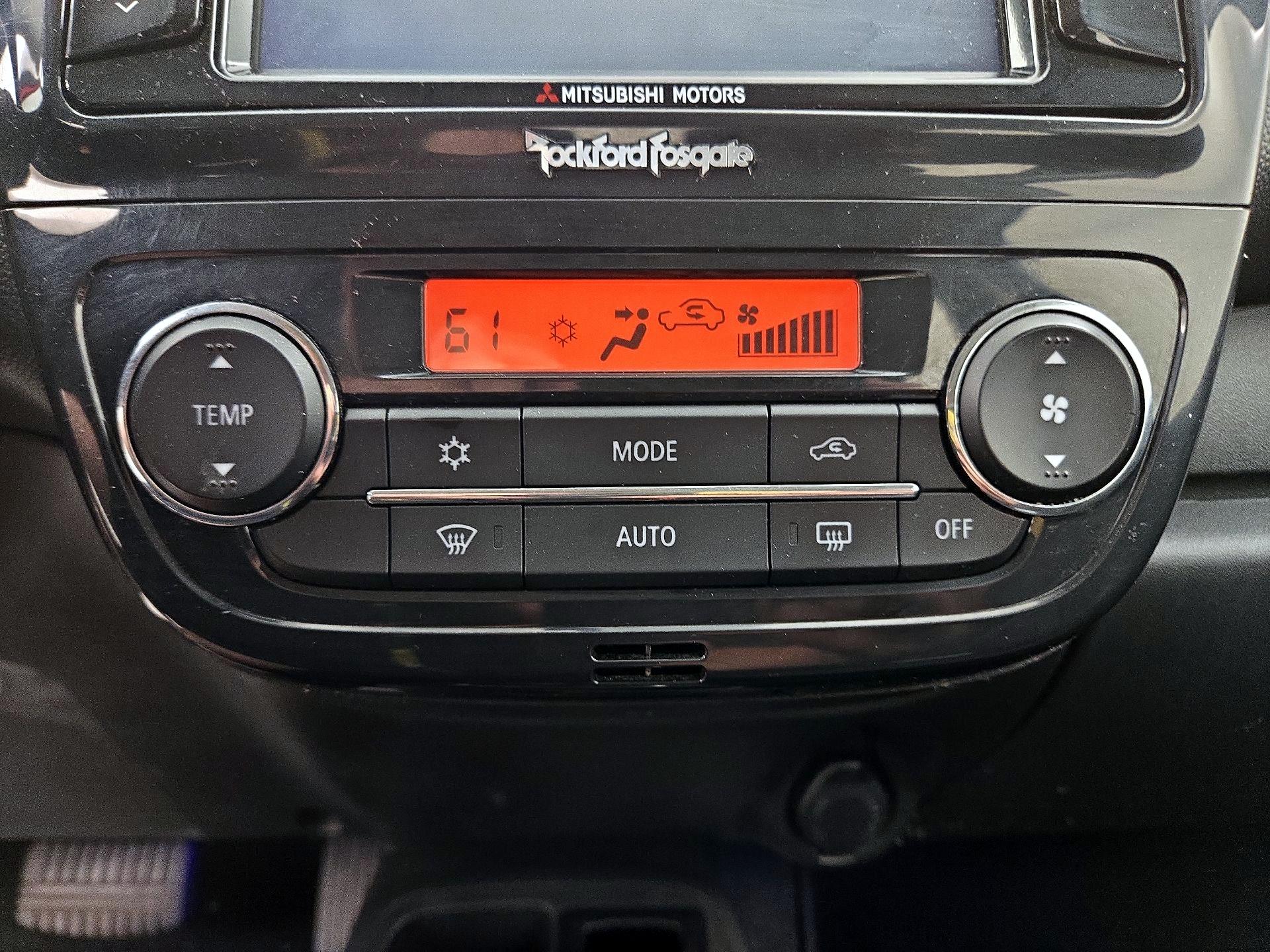 Thumbnail: 2017 Mitsubishi Mirage - 16