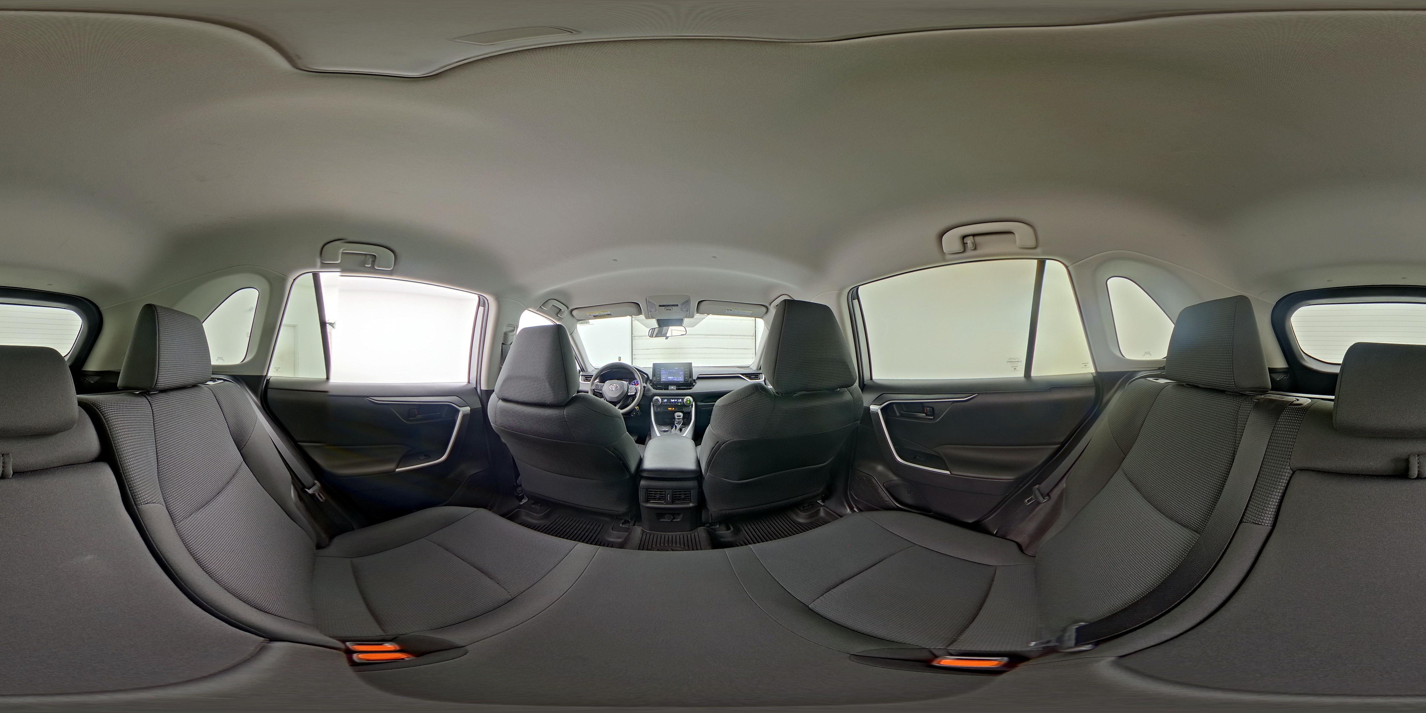 2022 Toyota RAV4 LE - Photo 26