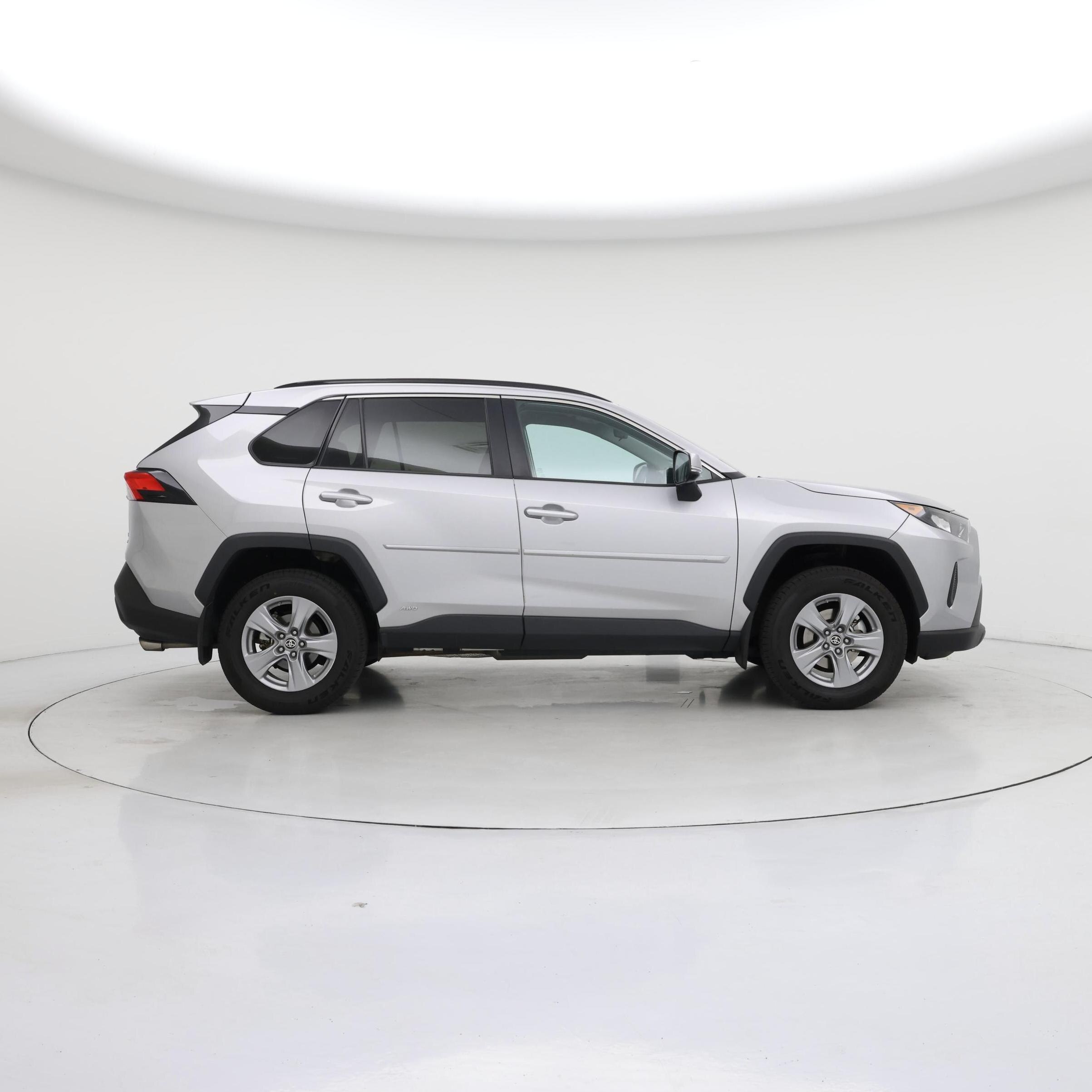 Thumbnail: 2022 Toyota RAV4 - 7