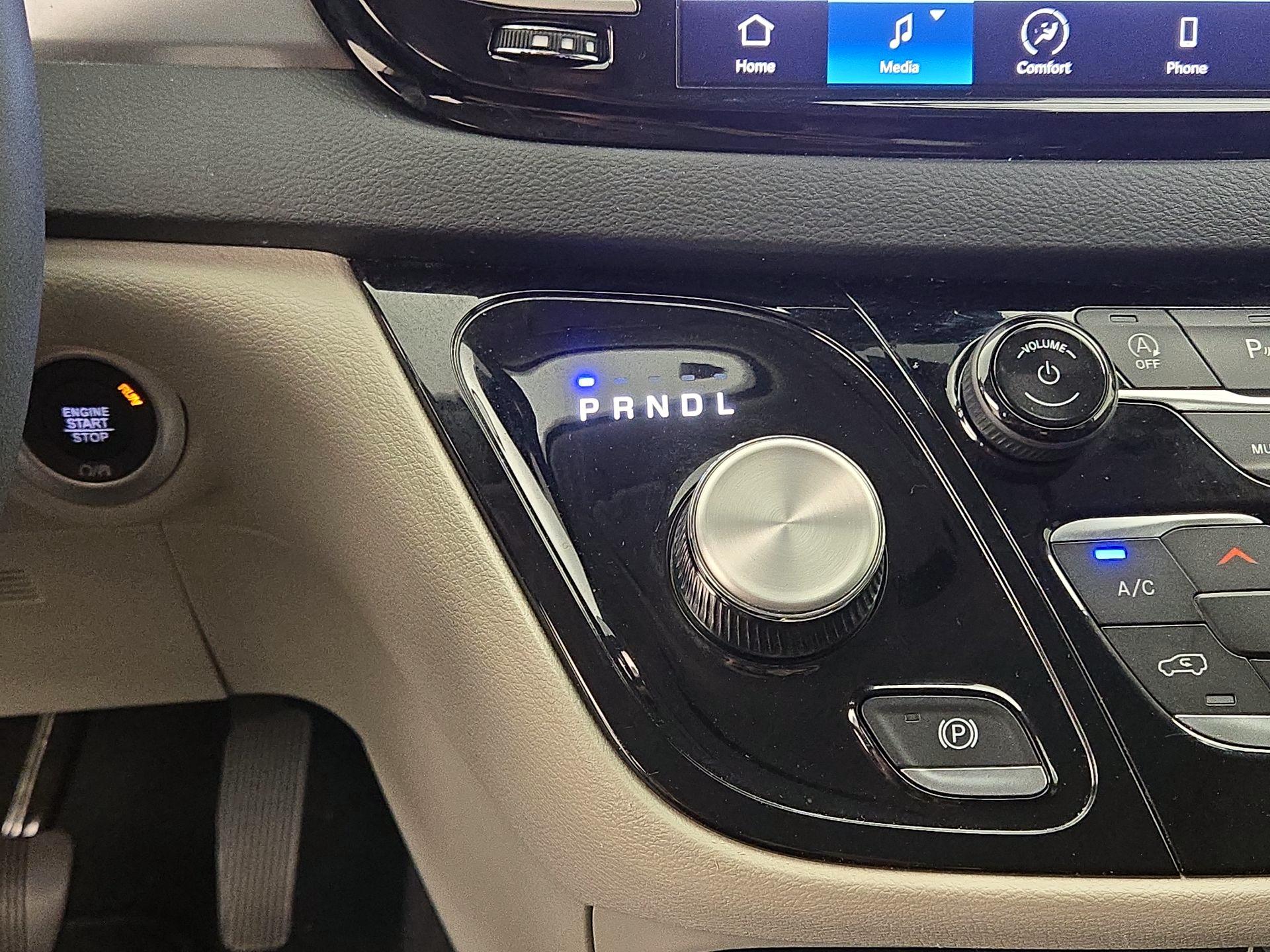 Thumbnail: 2024 Chrysler Pacifica - 17