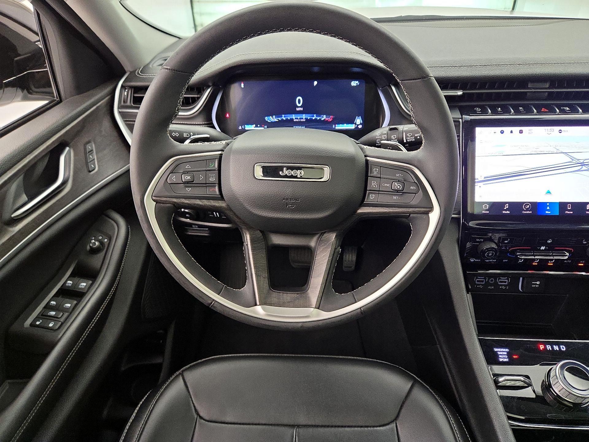 Thumbnail: 2023 Jeep Grand Cherokee L - 10