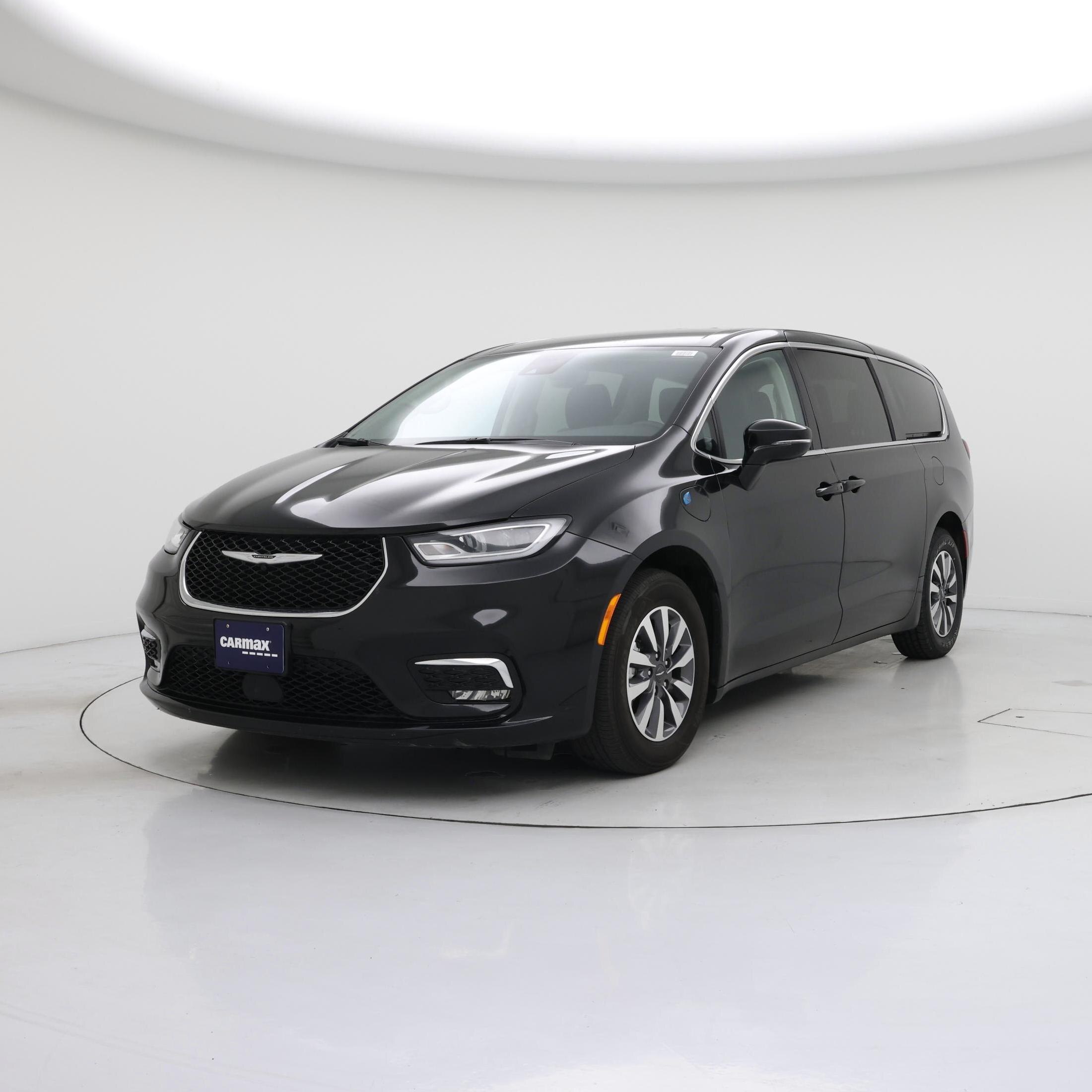 Thumbnail: 2024 Chrysler Pacifica - 4
