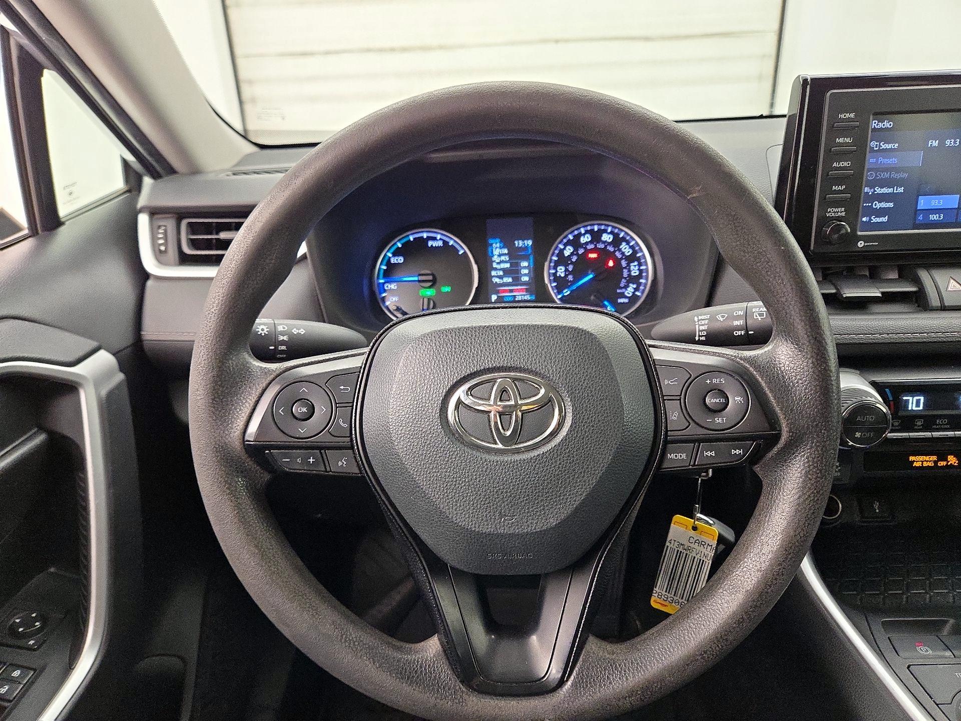 Thumbnail: 2022 Toyota RAV4 - 10