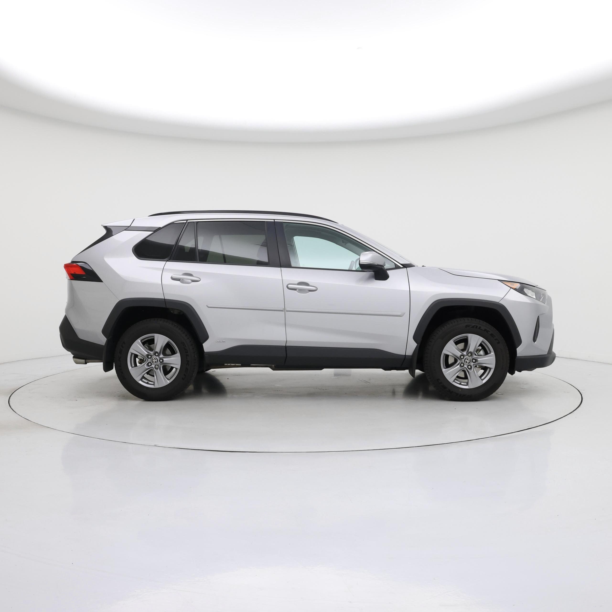 Thumbnail: 2022 Toyota RAV4 - 7