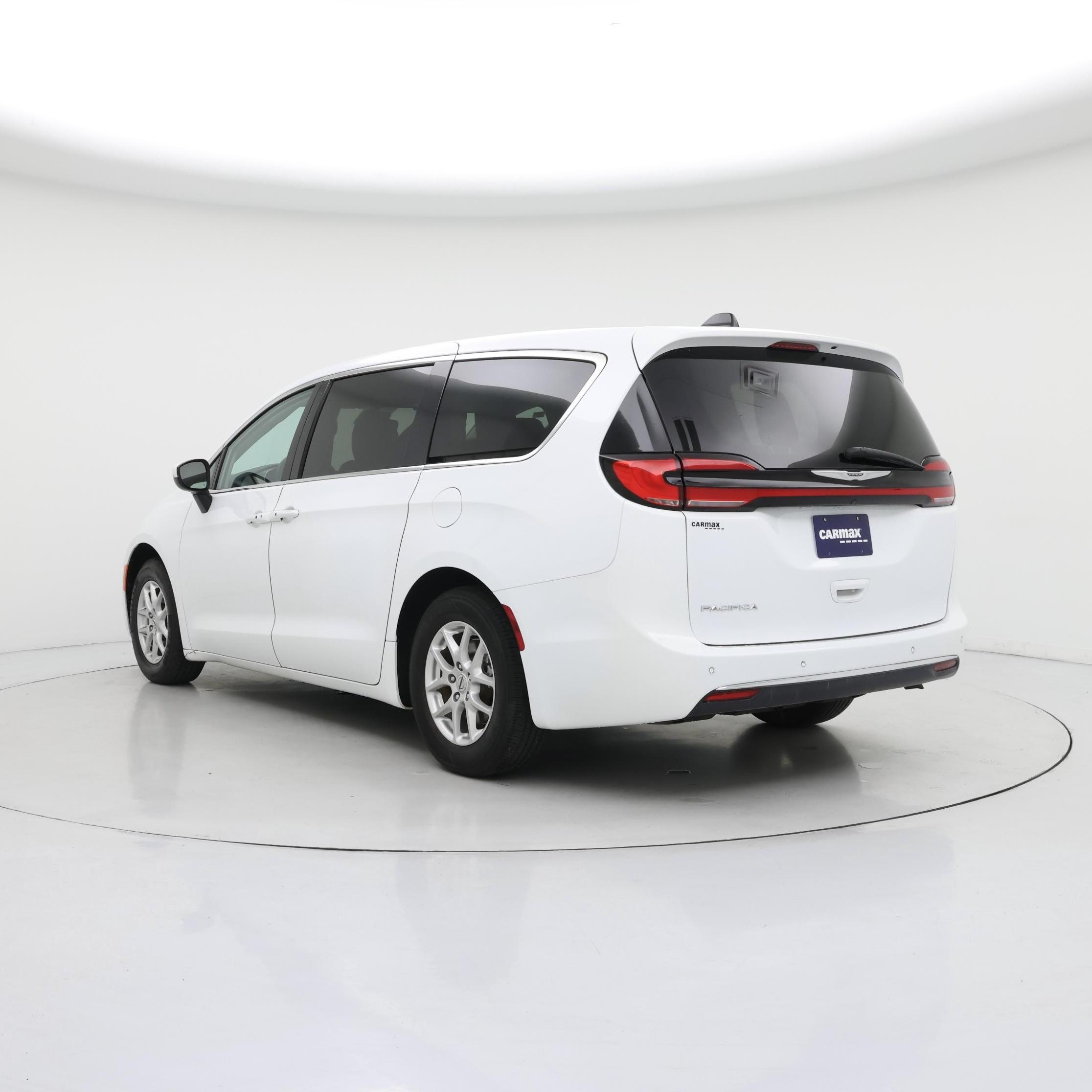 Thumbnail: 2023 Chrysler Pacifica - 2