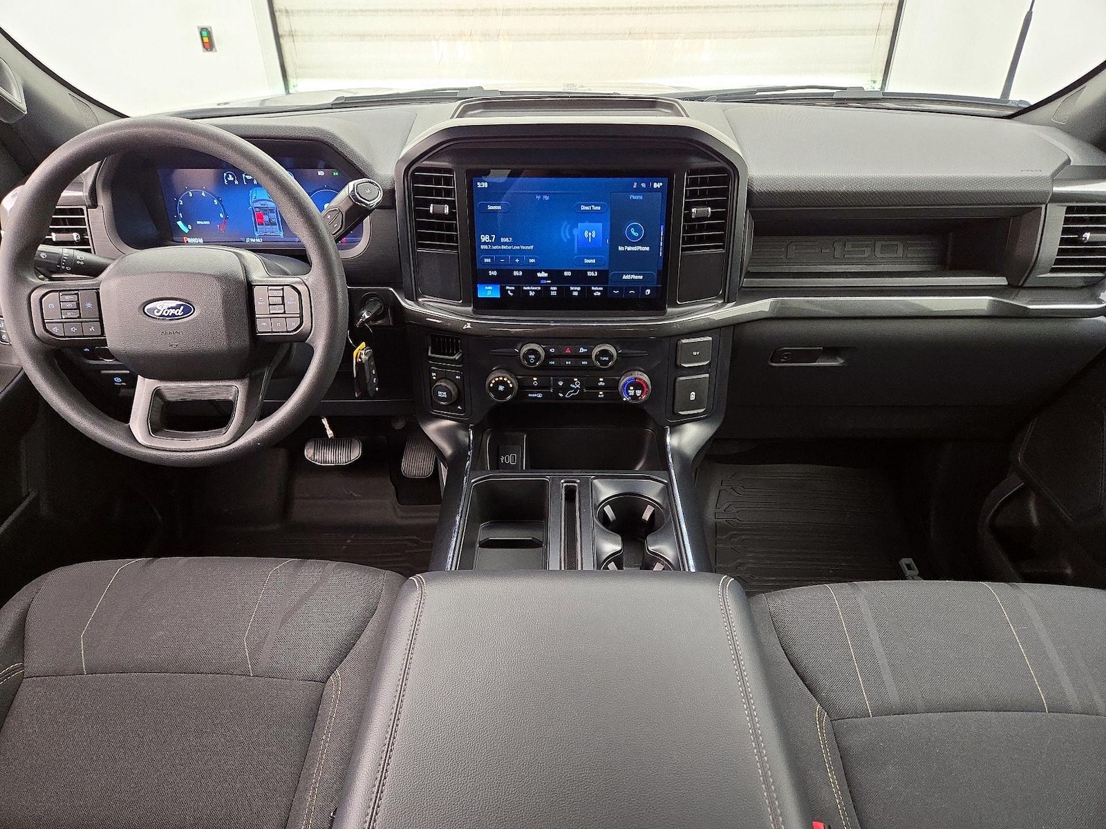 2025 Ford F-150 STX - Photo 10