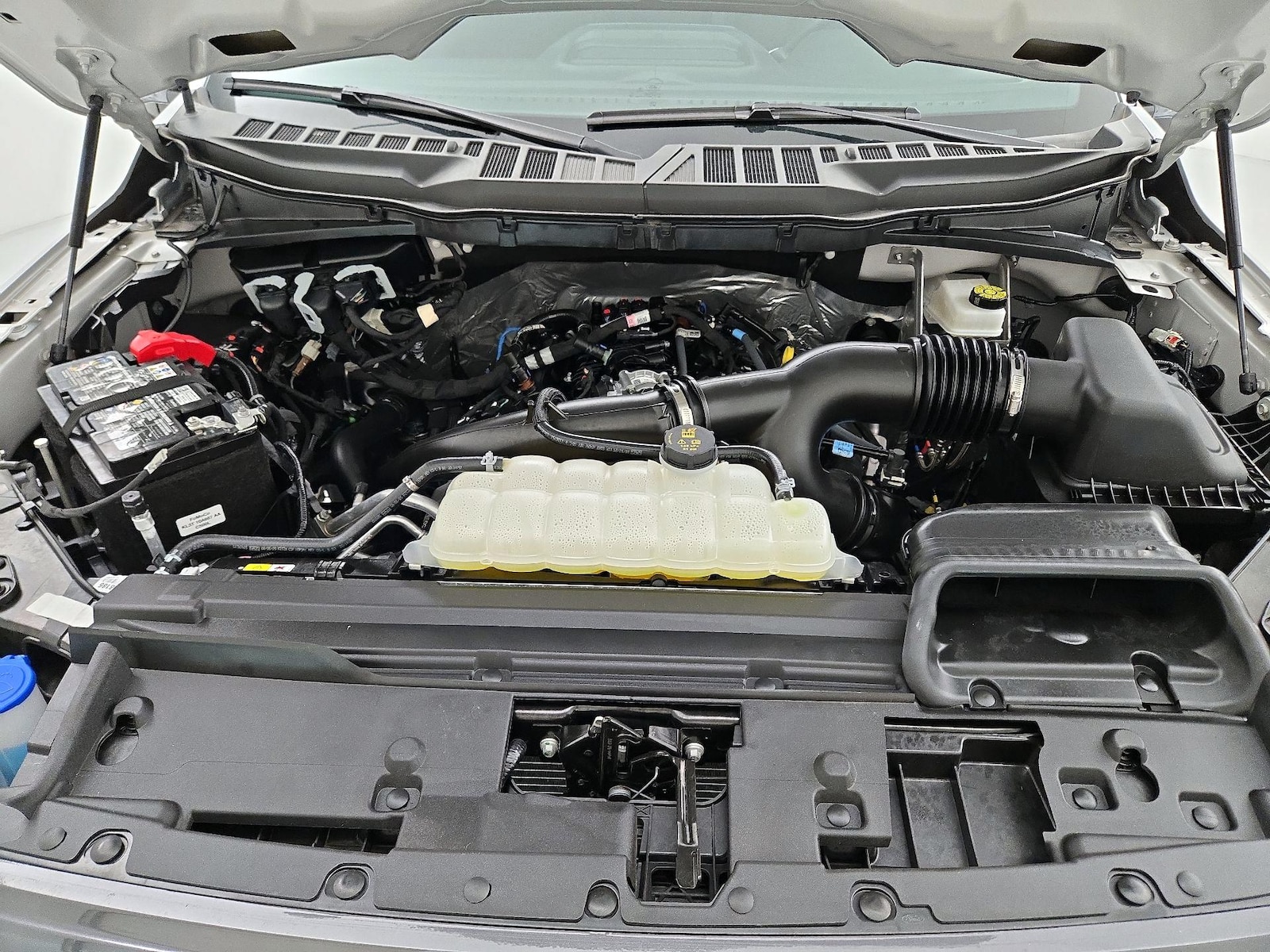 2025 Ford F-150 STX - Photo 22