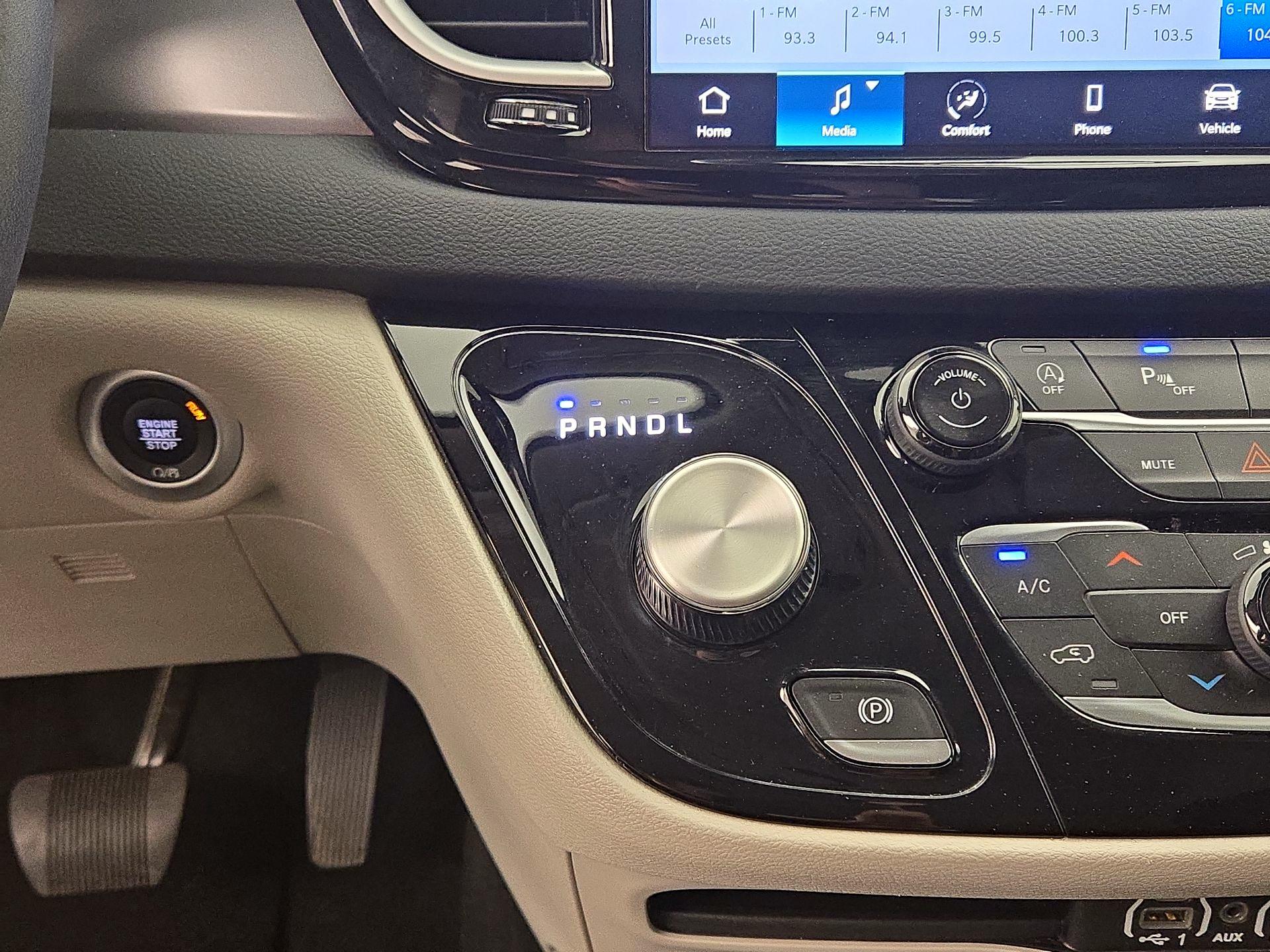 Thumbnail: 2024 Chrysler Pacifica - 17