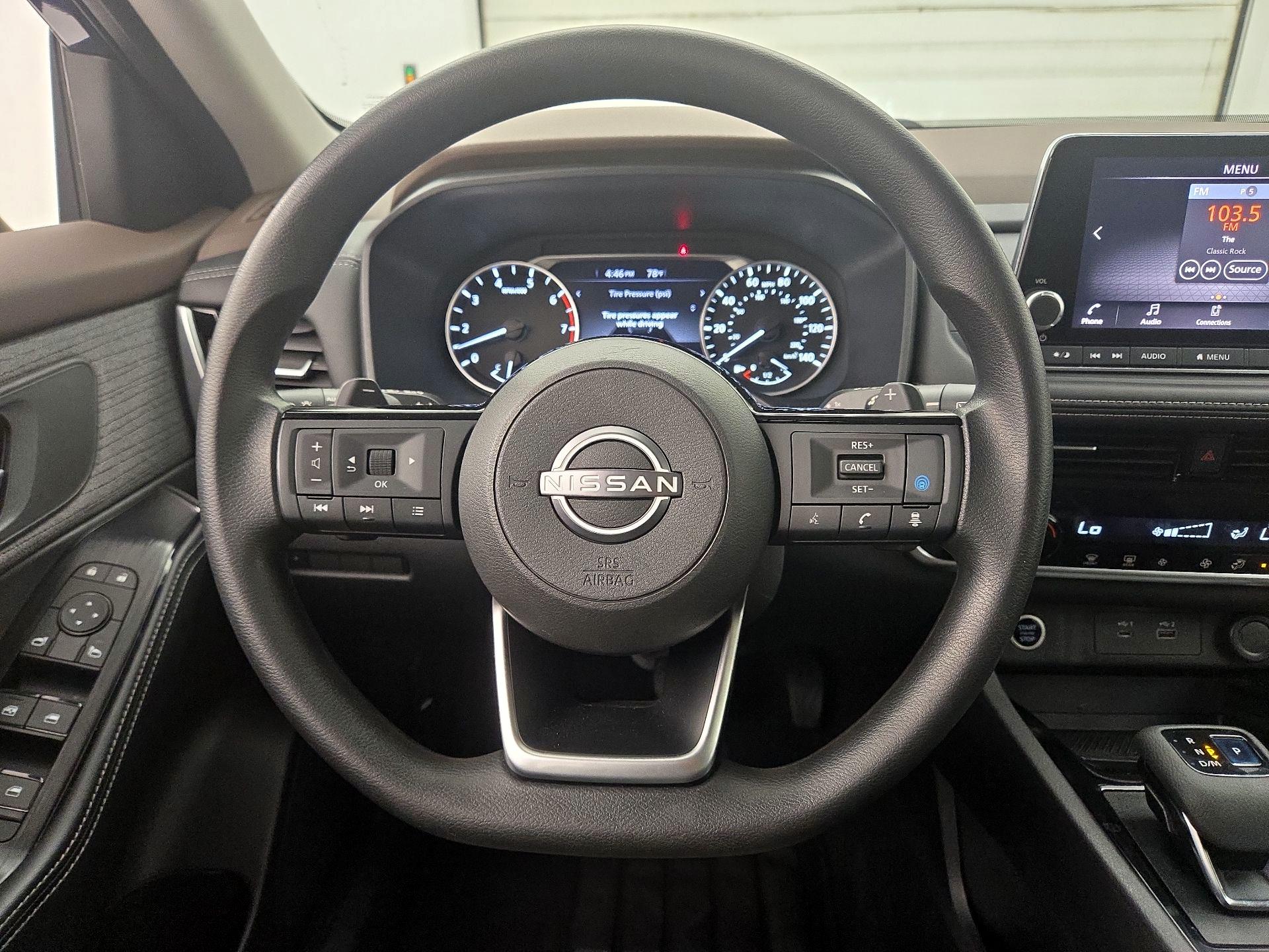 Thumbnail: 2022 Nissan Rogue - 10