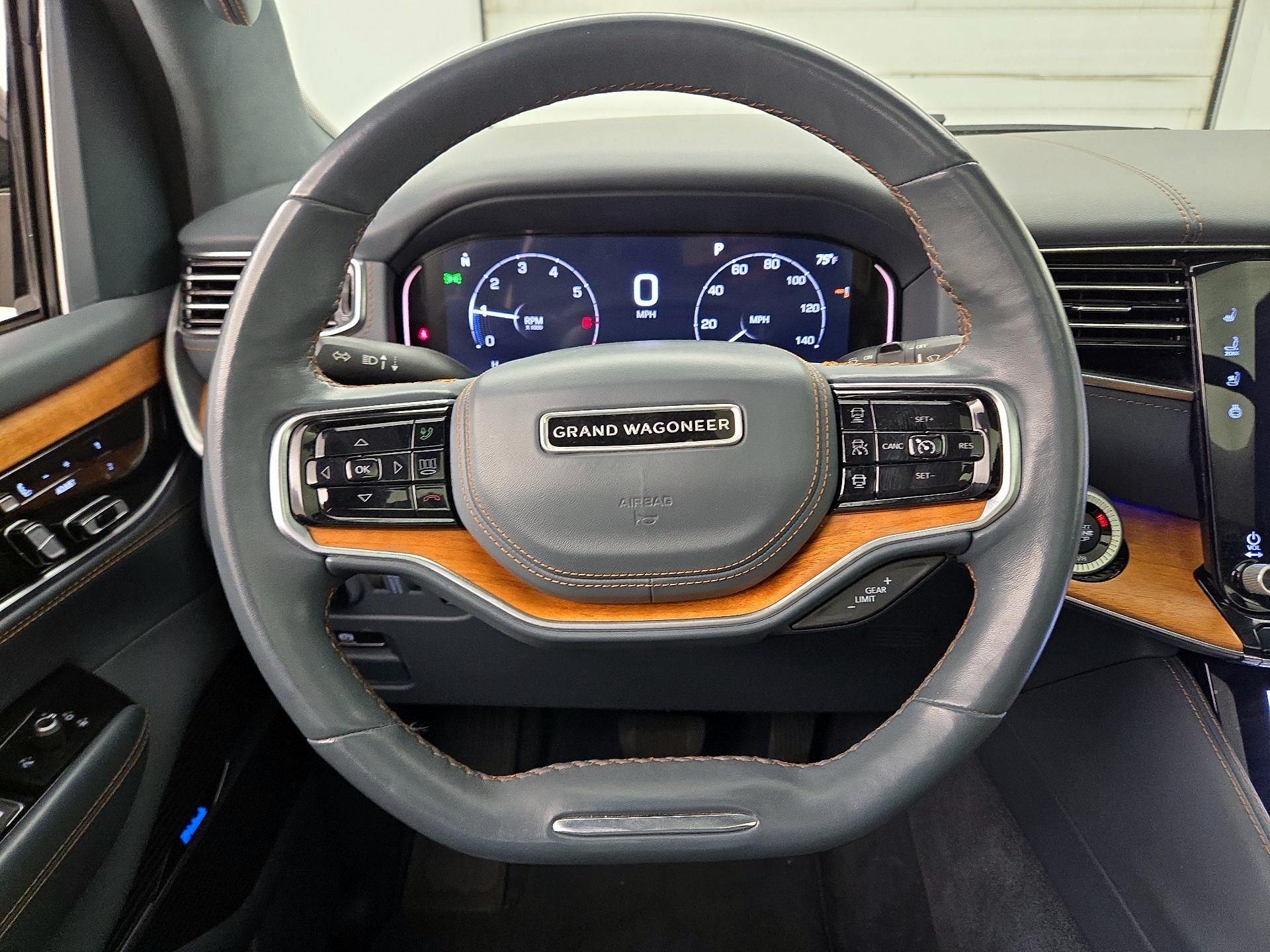 Thumbnail: 2023 Jeep Grand Wagoneer - 10