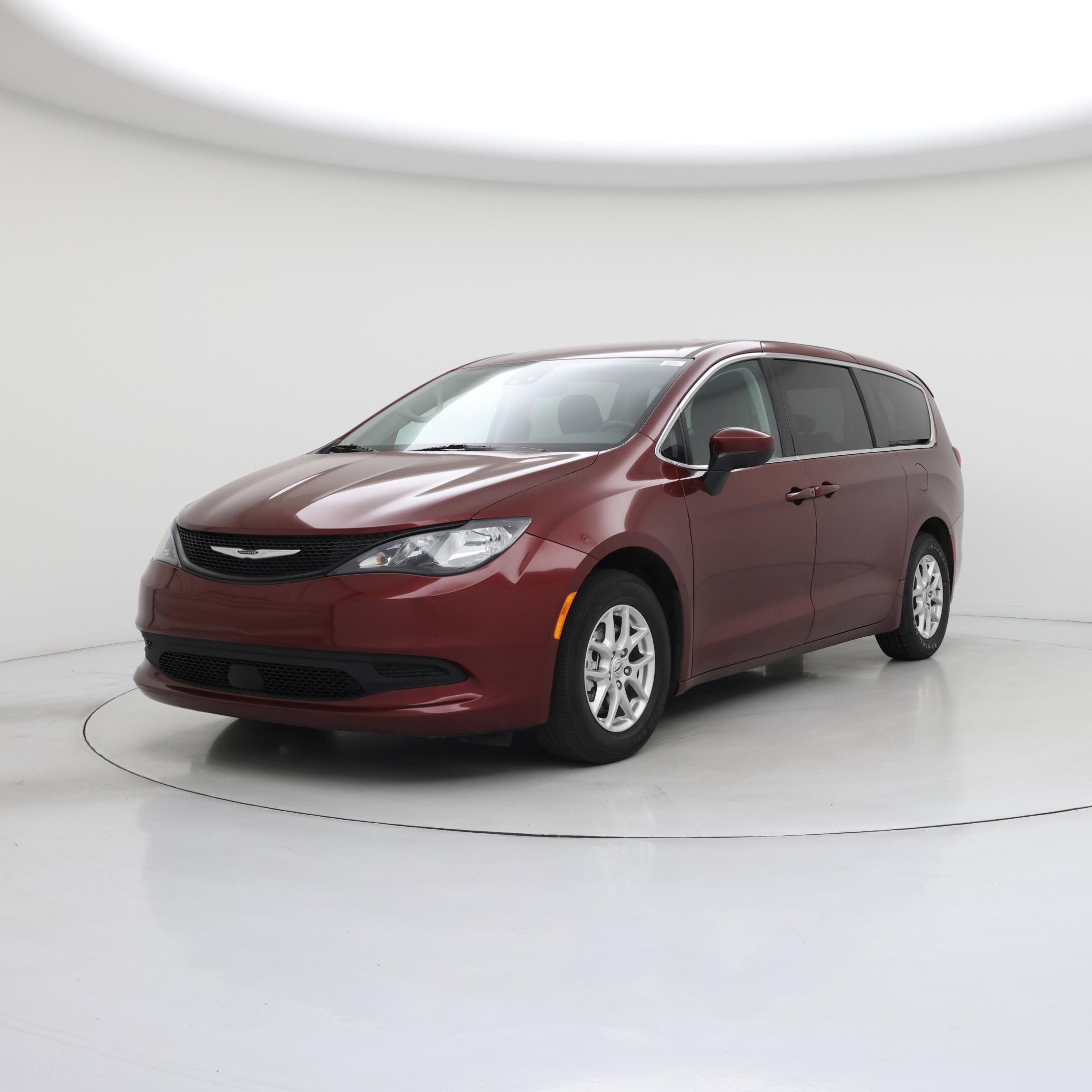 Thumbnail: 2023 Chrysler Voyager - 4