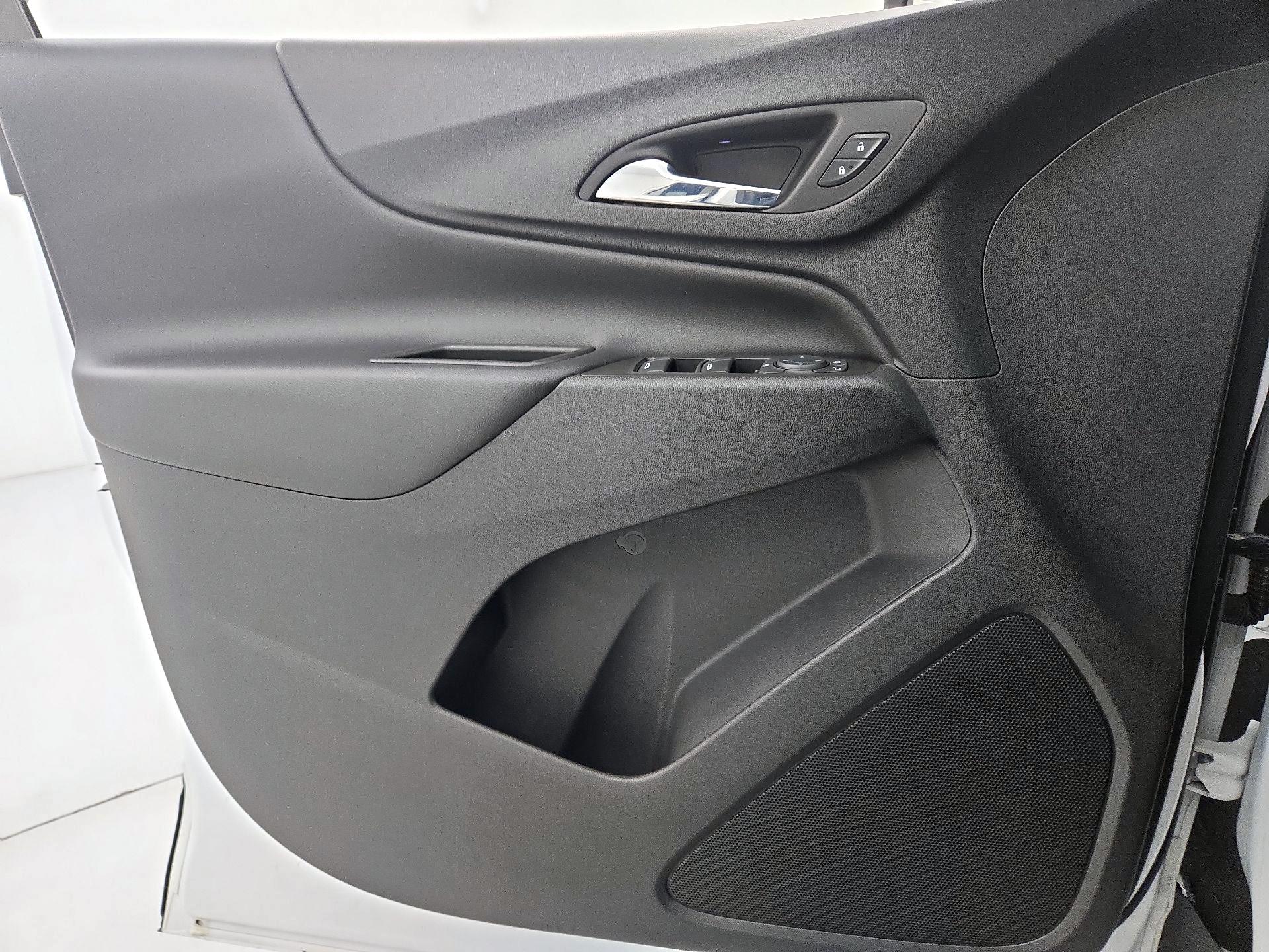 Thumbnail: 2020 Chevrolet Equinox - 12