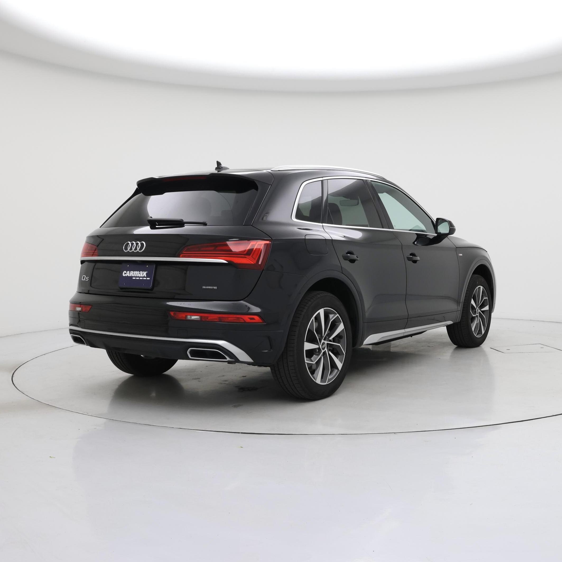 Thumbnail: 2023 Audi Q5 - 8