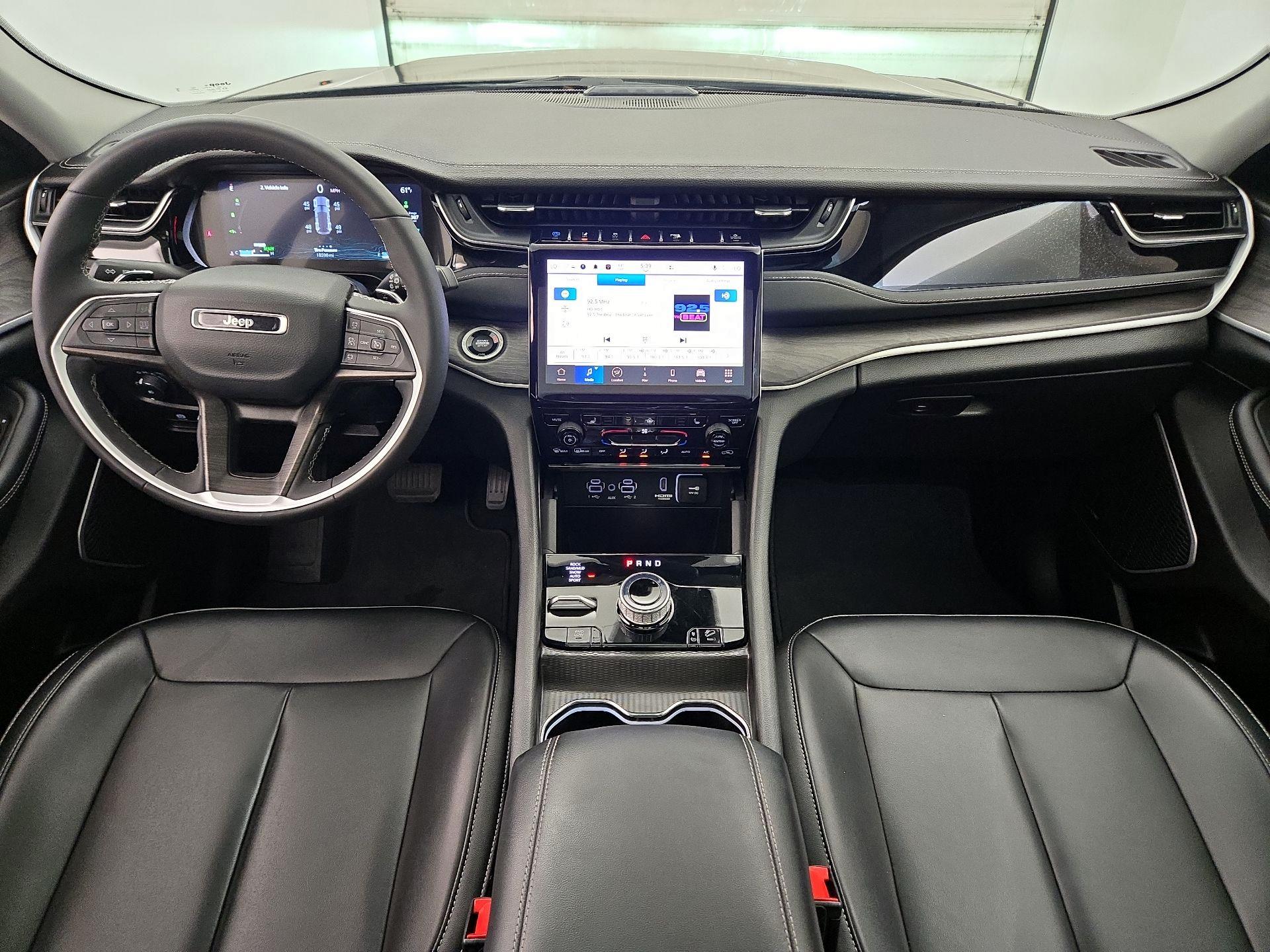 Thumbnail: 2023 Jeep Grand Cherokee - 9