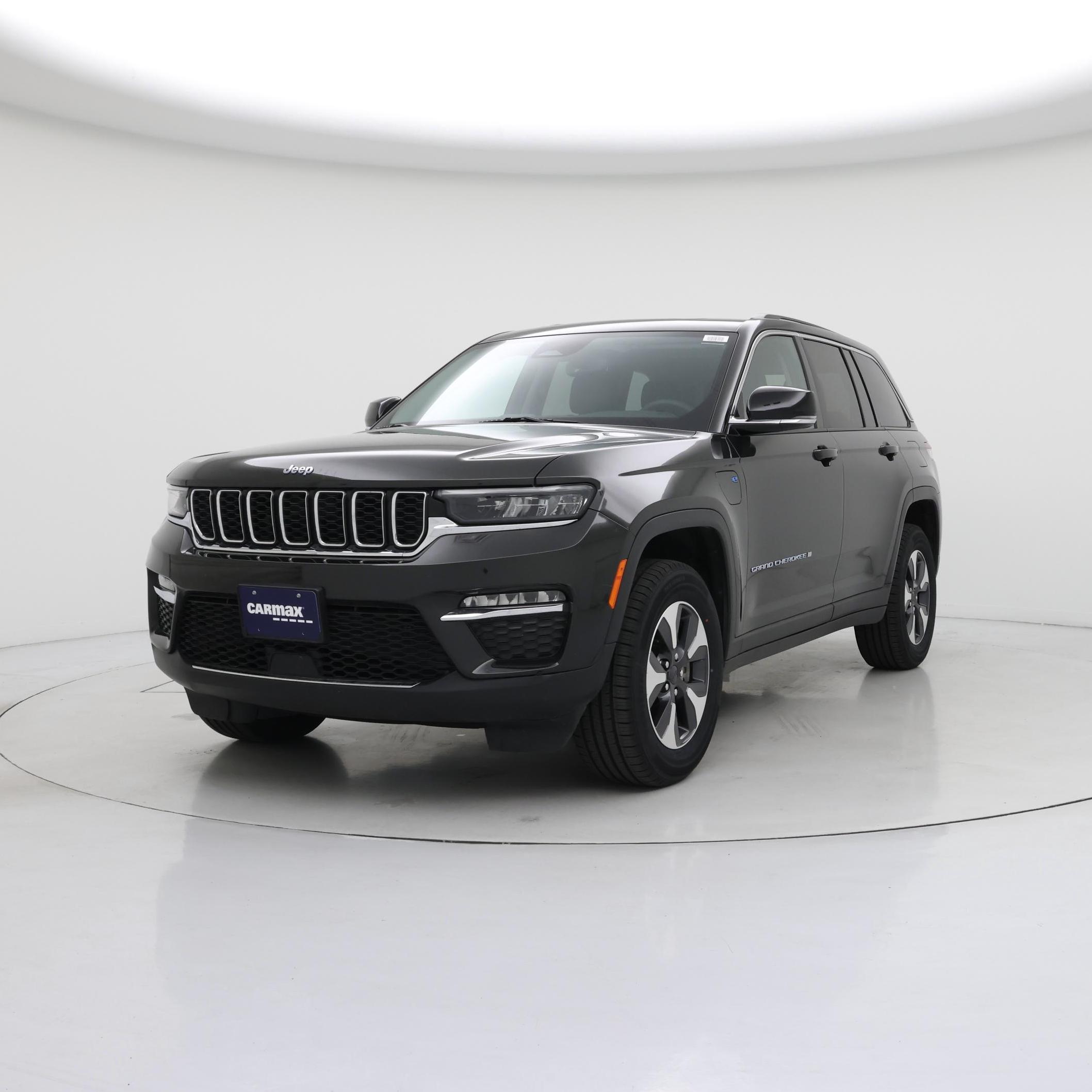 Thumbnail: 2023 Jeep Grand Cherokee - 4