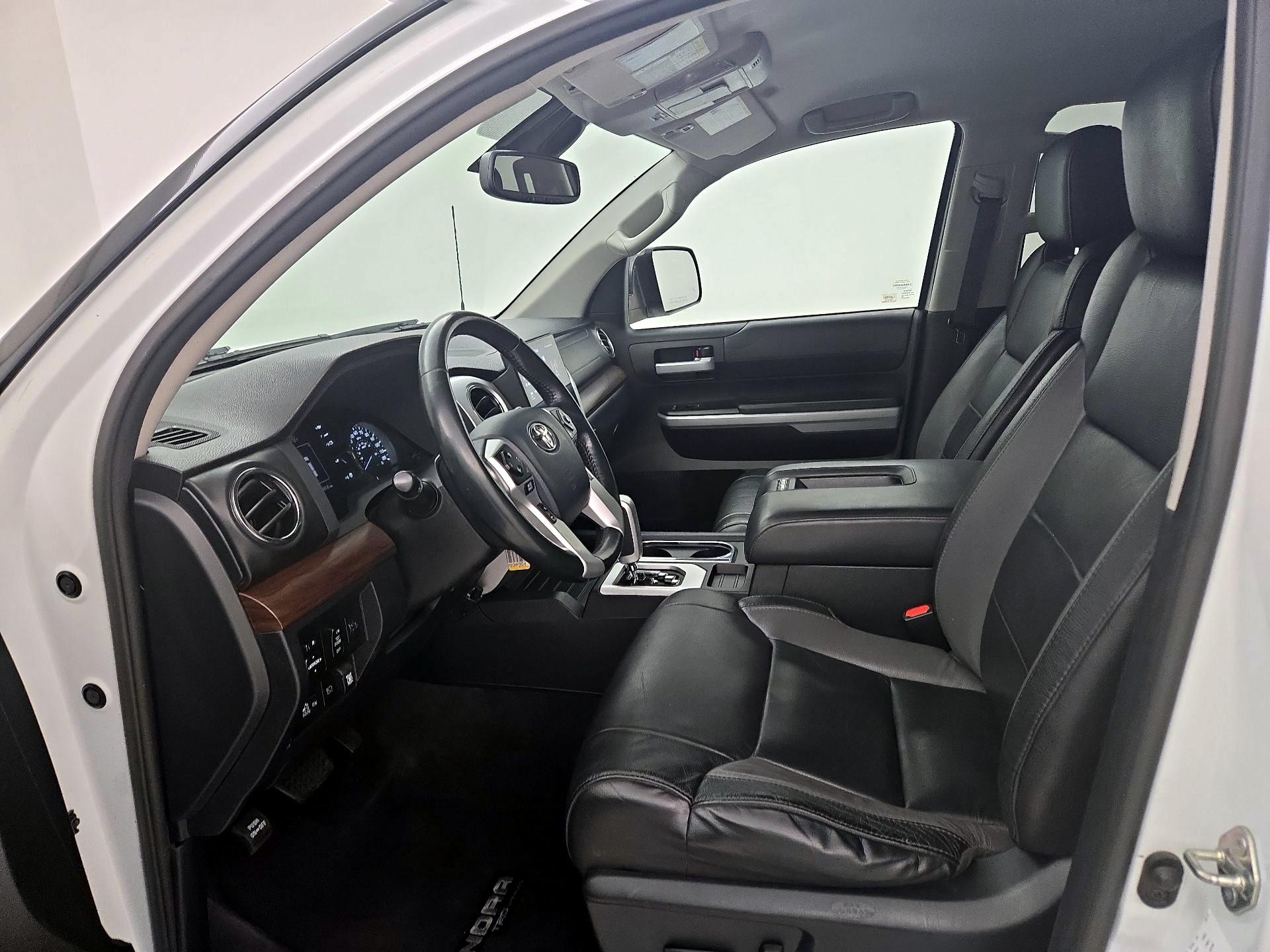 Thumbnail: 2019 Toyota Tundra - 11