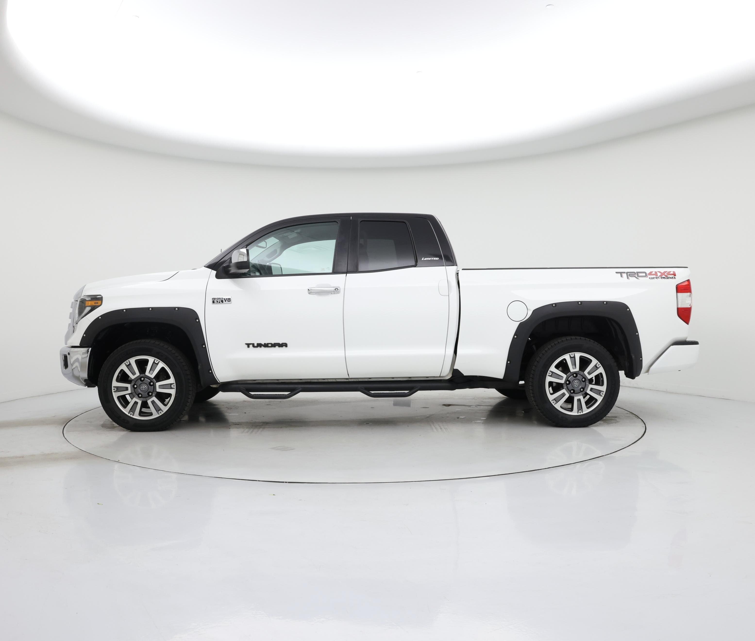 Thumbnail: 2019 Toyota Tundra - 3
