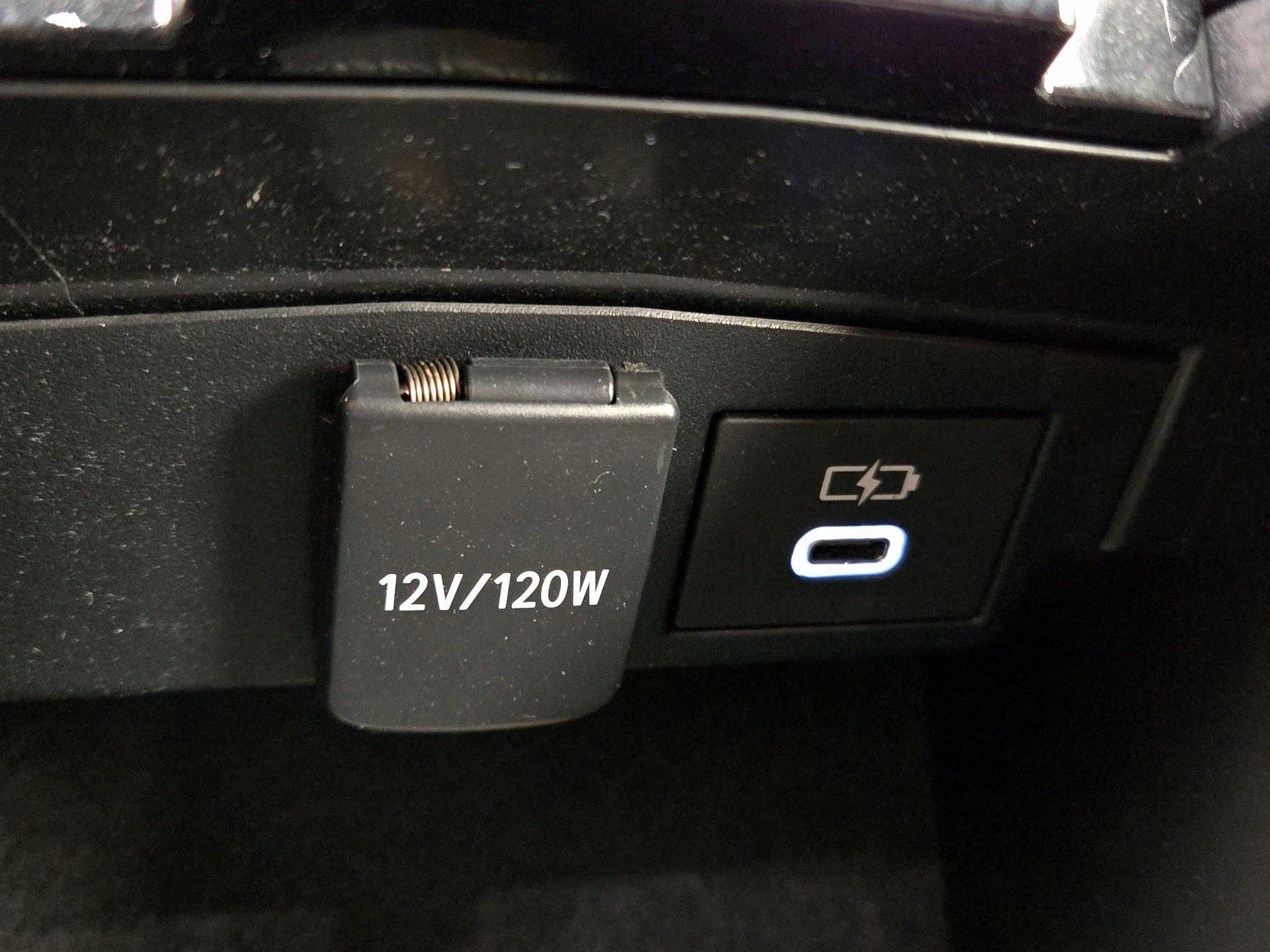 Thumbnail: 2024 Toyota Corolla - 18