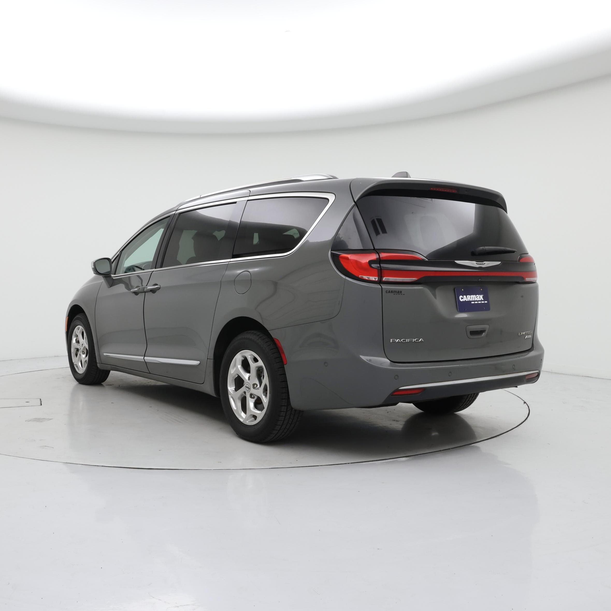 Thumbnail: 2021 Chrysler Pacifica - 2