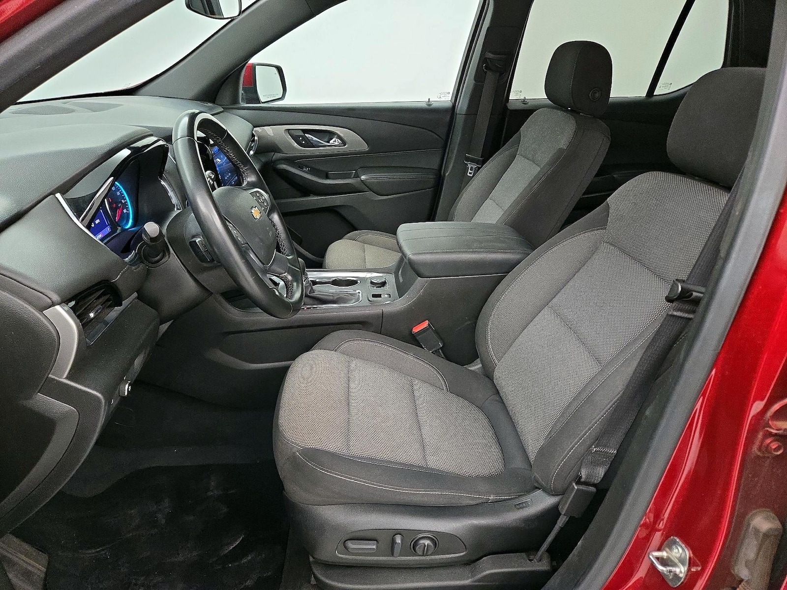 2023 Chevrolet Traverse 1LT - Photo 12