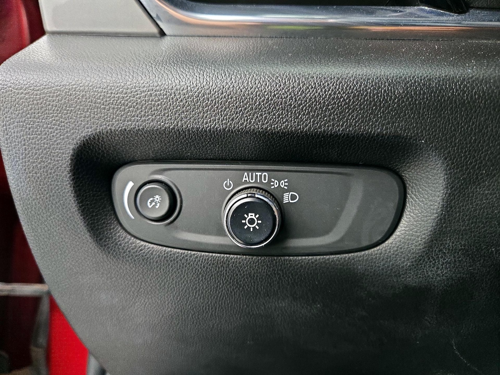 2023 Chevrolet Traverse 1LT - Photo 14