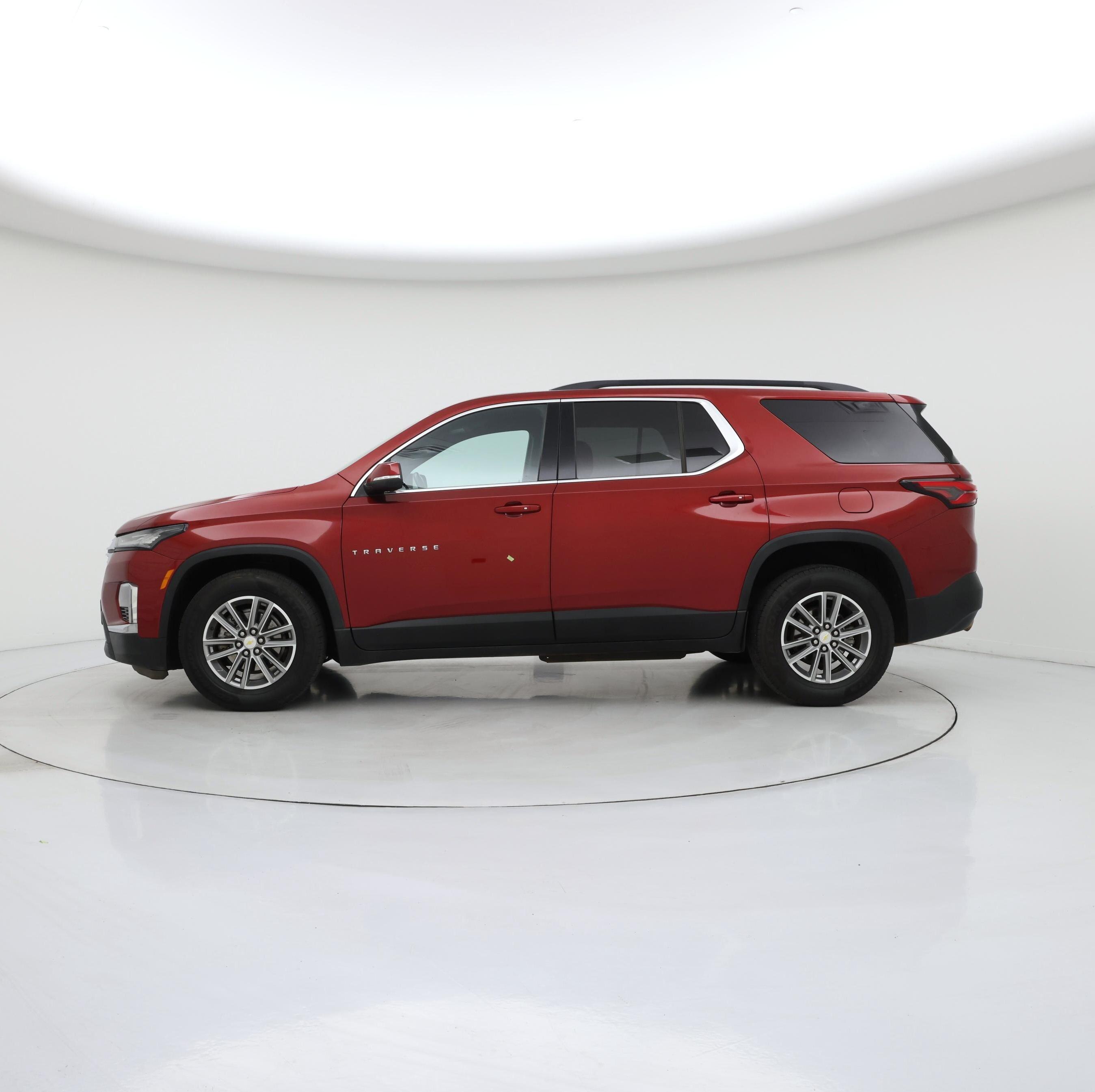 Thumbnail: 2023 Chevrolet Traverse - 3