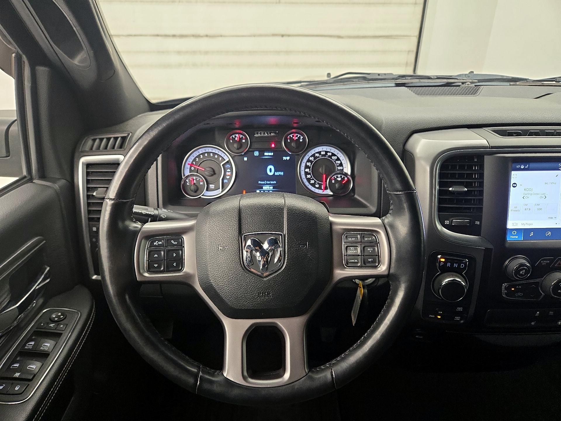 Thumbnail: 2022 RAM 1500 Classic - 10