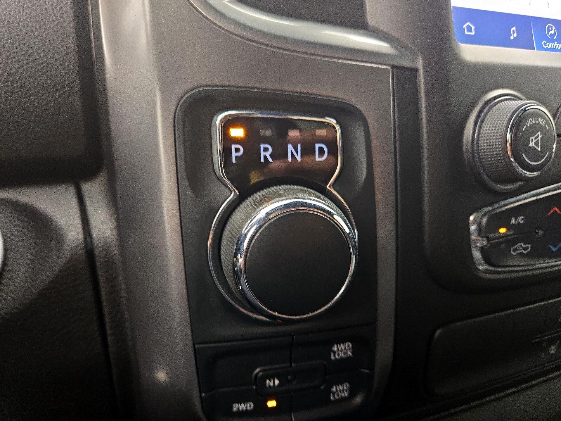 Thumbnail: 2022 RAM 1500 Classic - 17