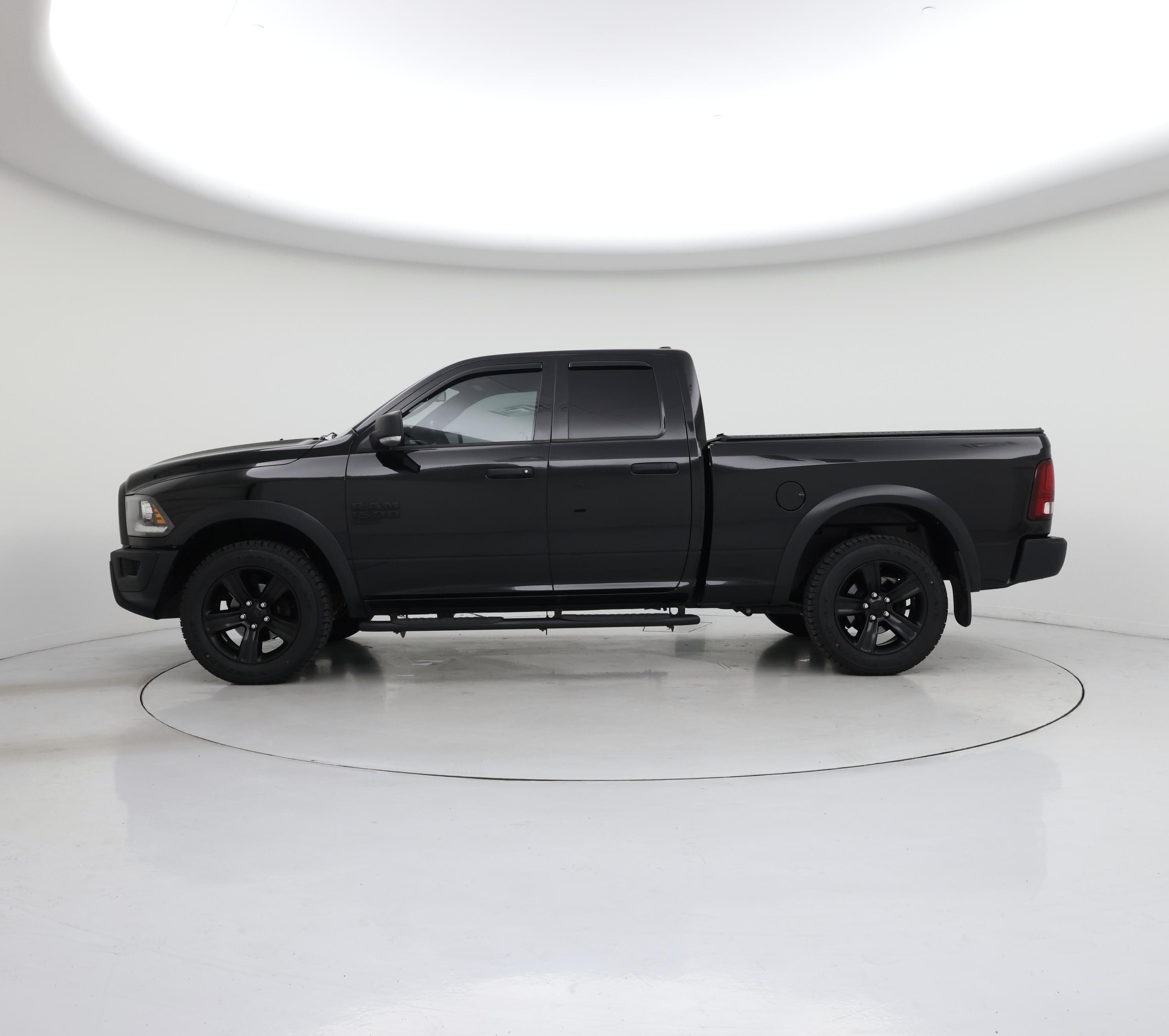 Thumbnail: 2022 RAM 1500 Classic - 3