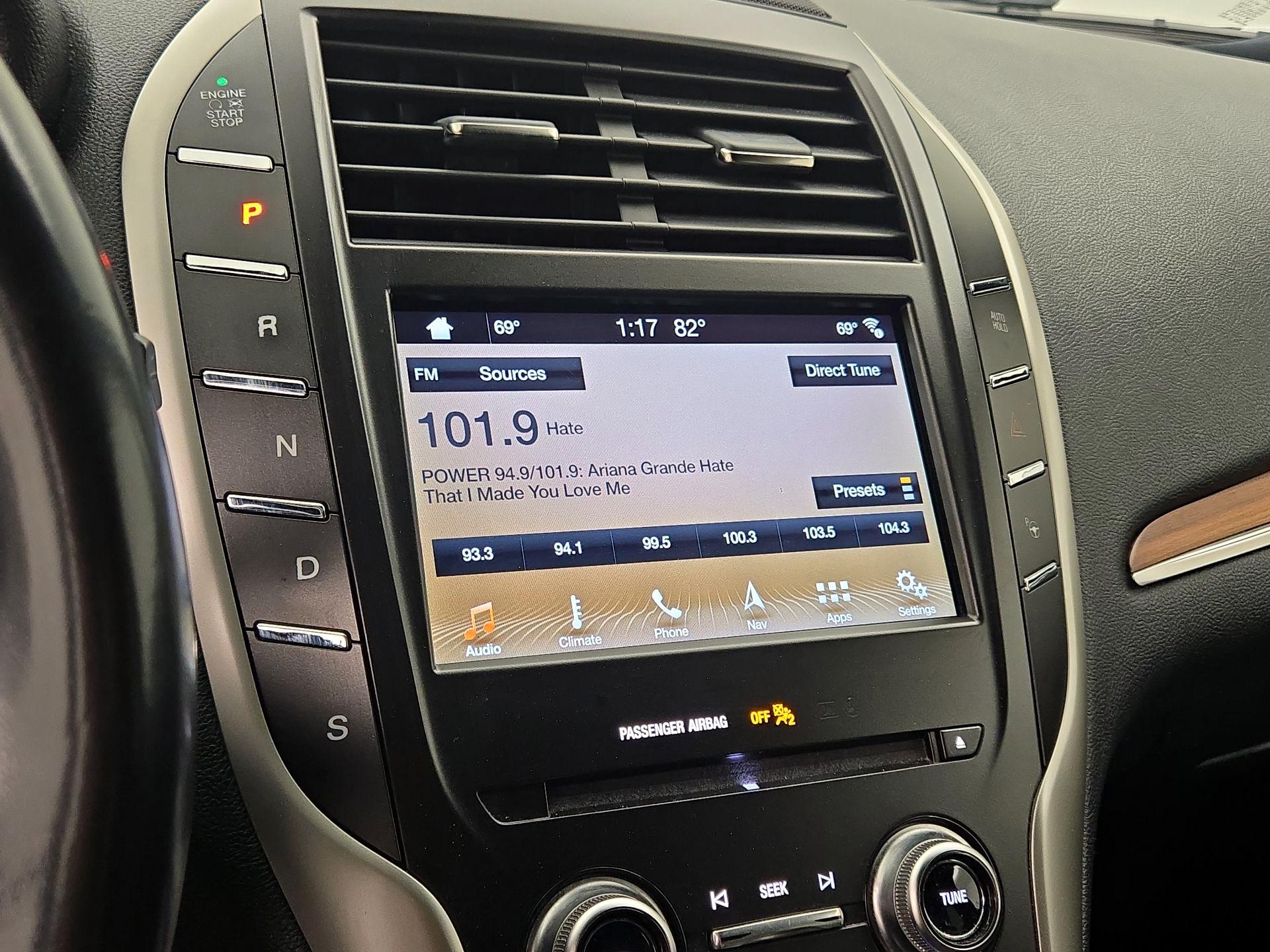 Thumbnail: 2019 Lincoln MKC - 16