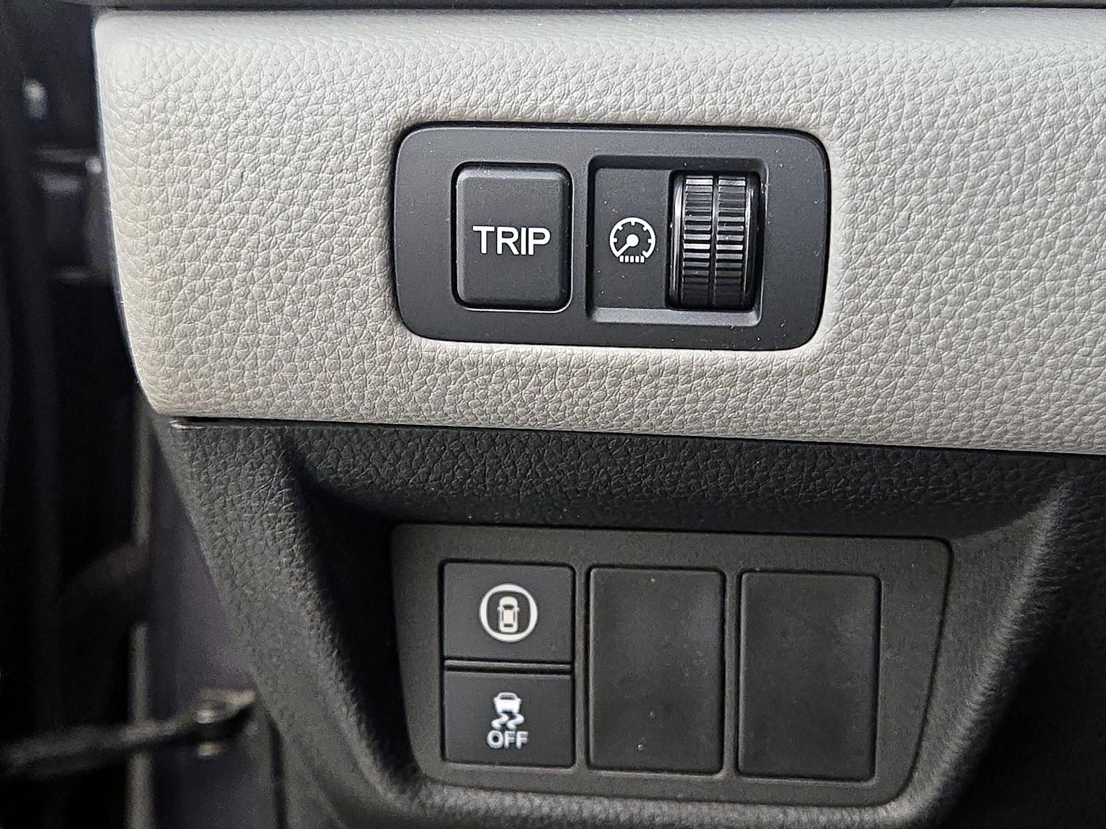 2018 Honda Accord LX - Photo 14