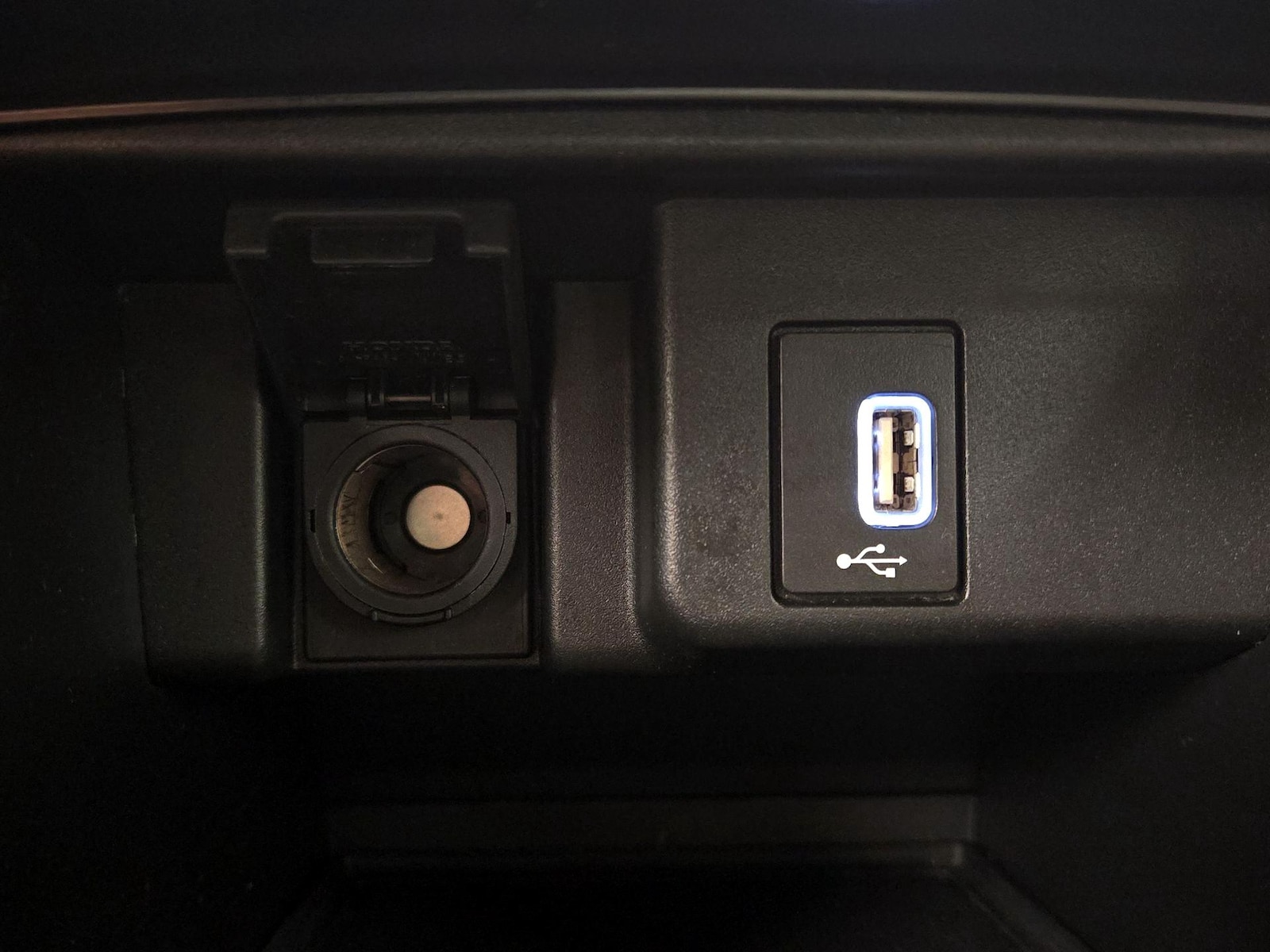 2018 Honda Accord LX - Photo 19