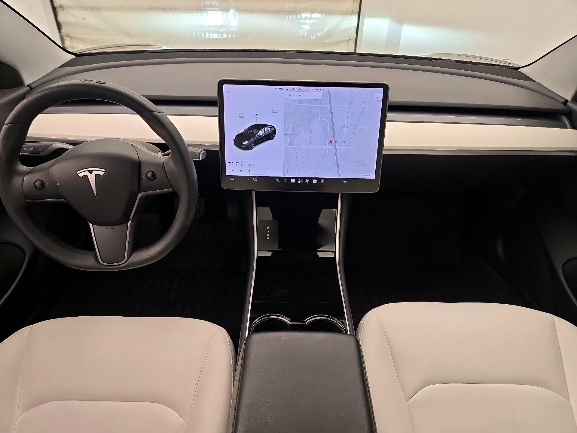 Thumbnail: 2020 Tesla Model 3 - 9