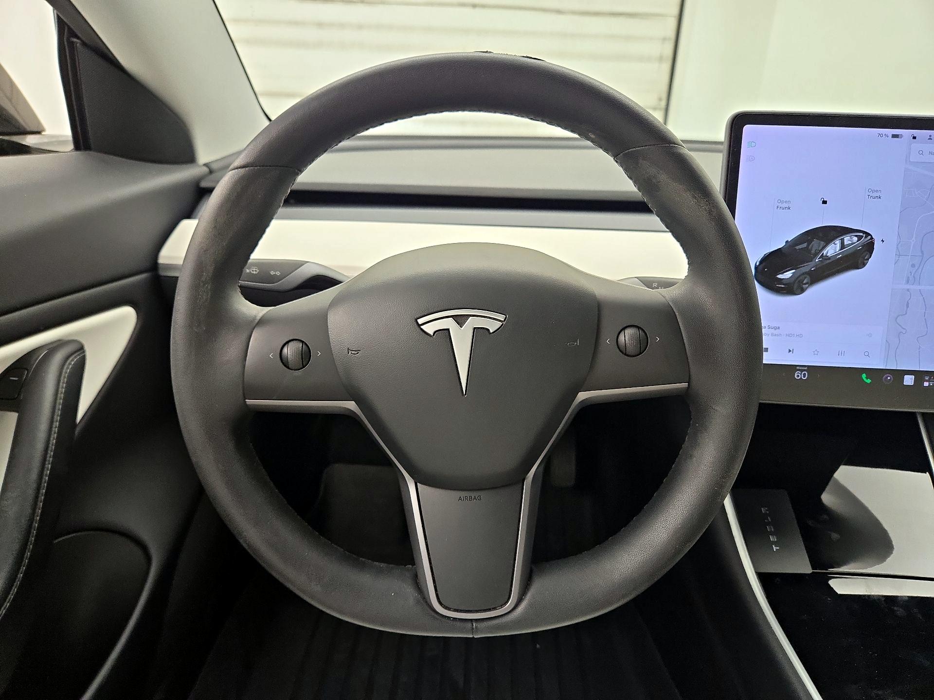 Thumbnail: 2020 Tesla Model 3 - 10