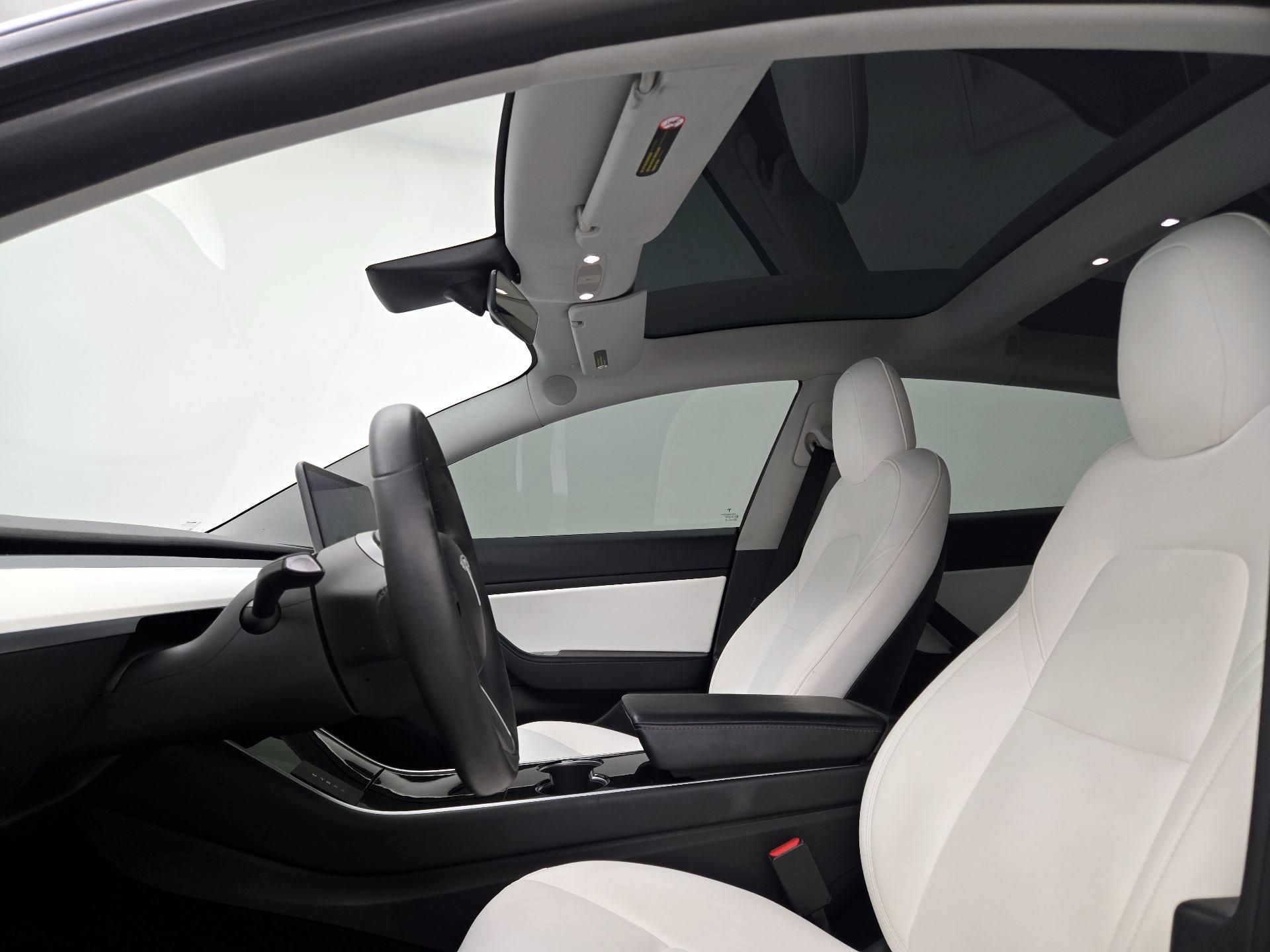 Thumbnail: 2020 Tesla Model 3 - 18
