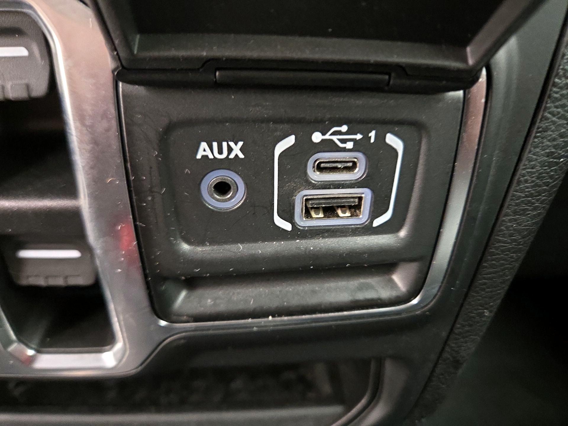 Thumbnail: 2021 Jeep Wrangler - 19