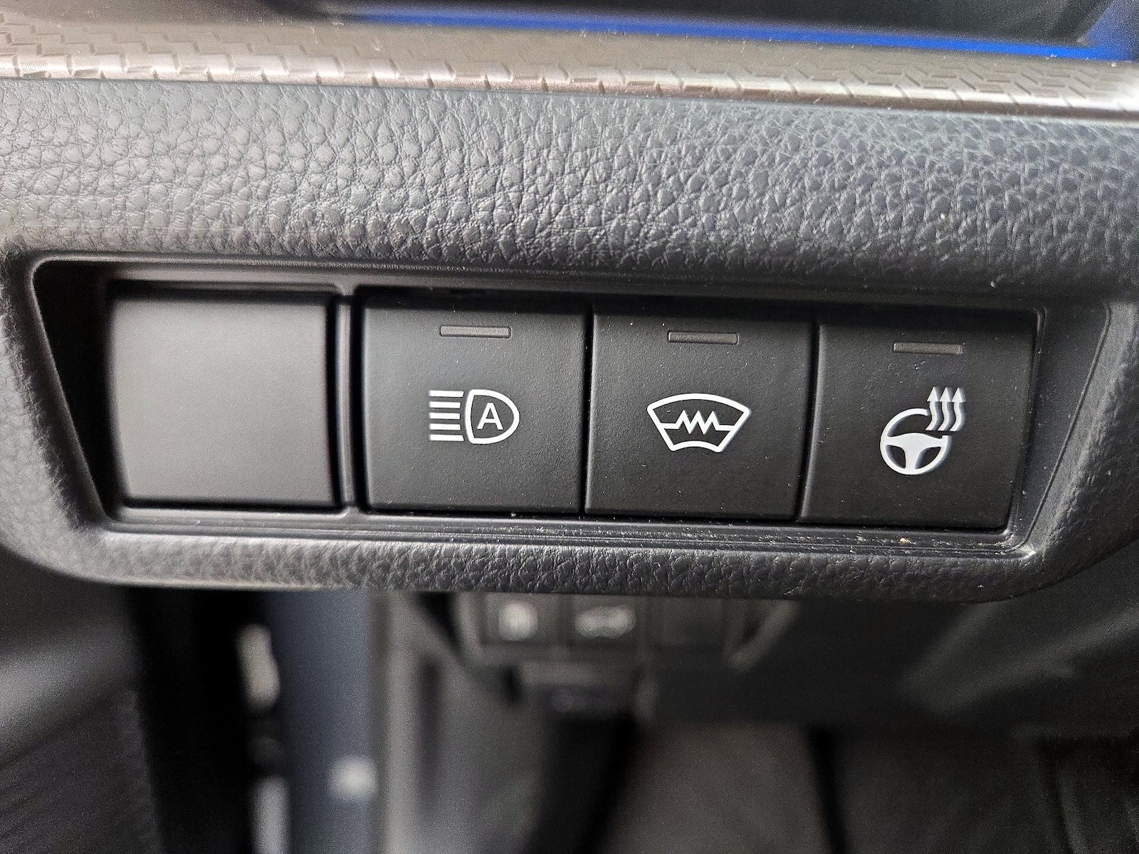 2023 Toyota Prius Limited - Photo 14