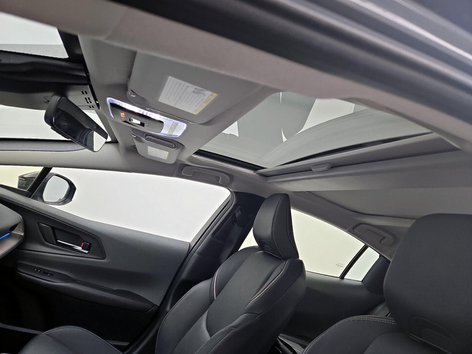 2023 Toyota Prius Limited - Photo 20
