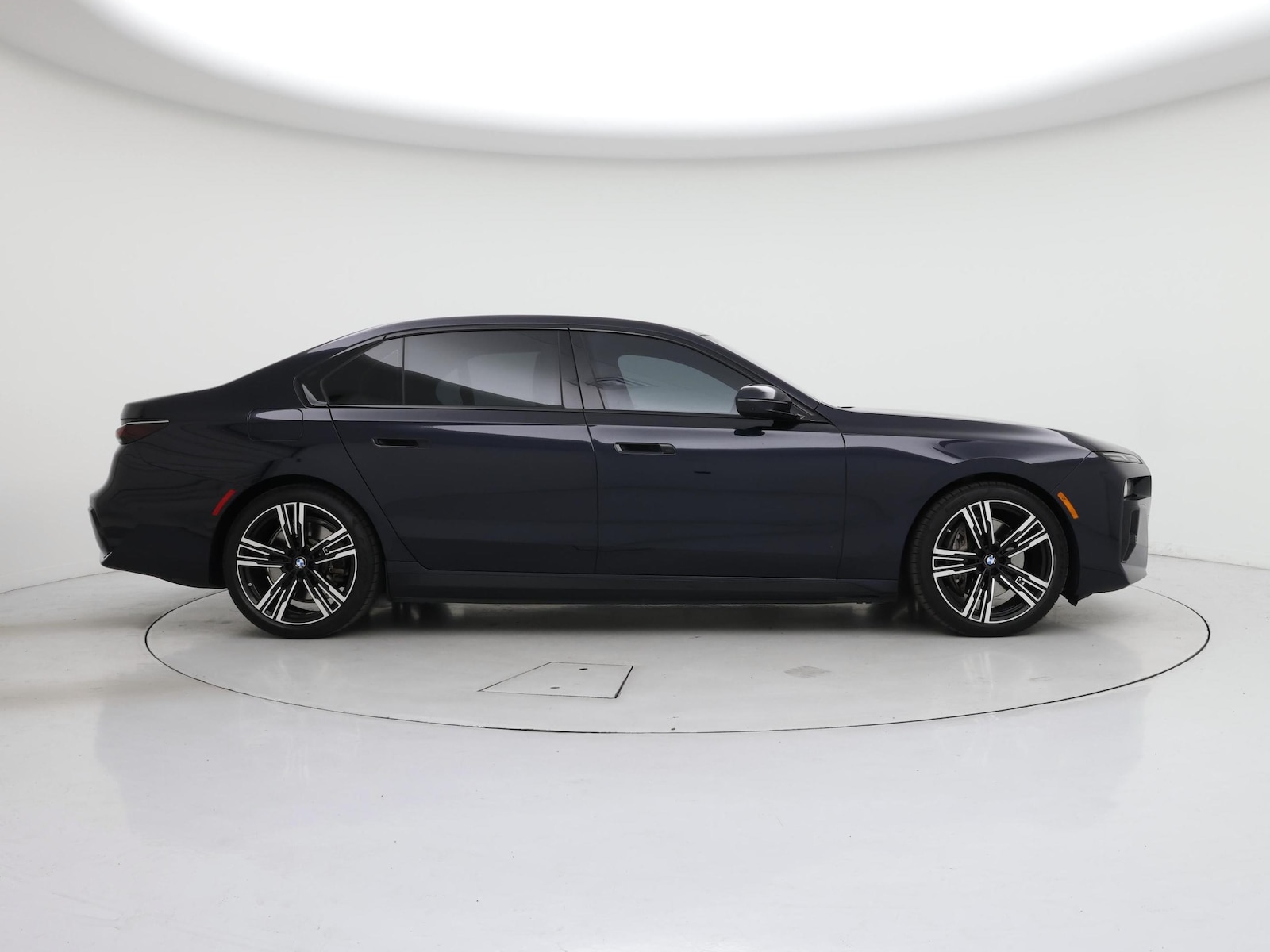 2023 BMW i7 Base - Photo 8