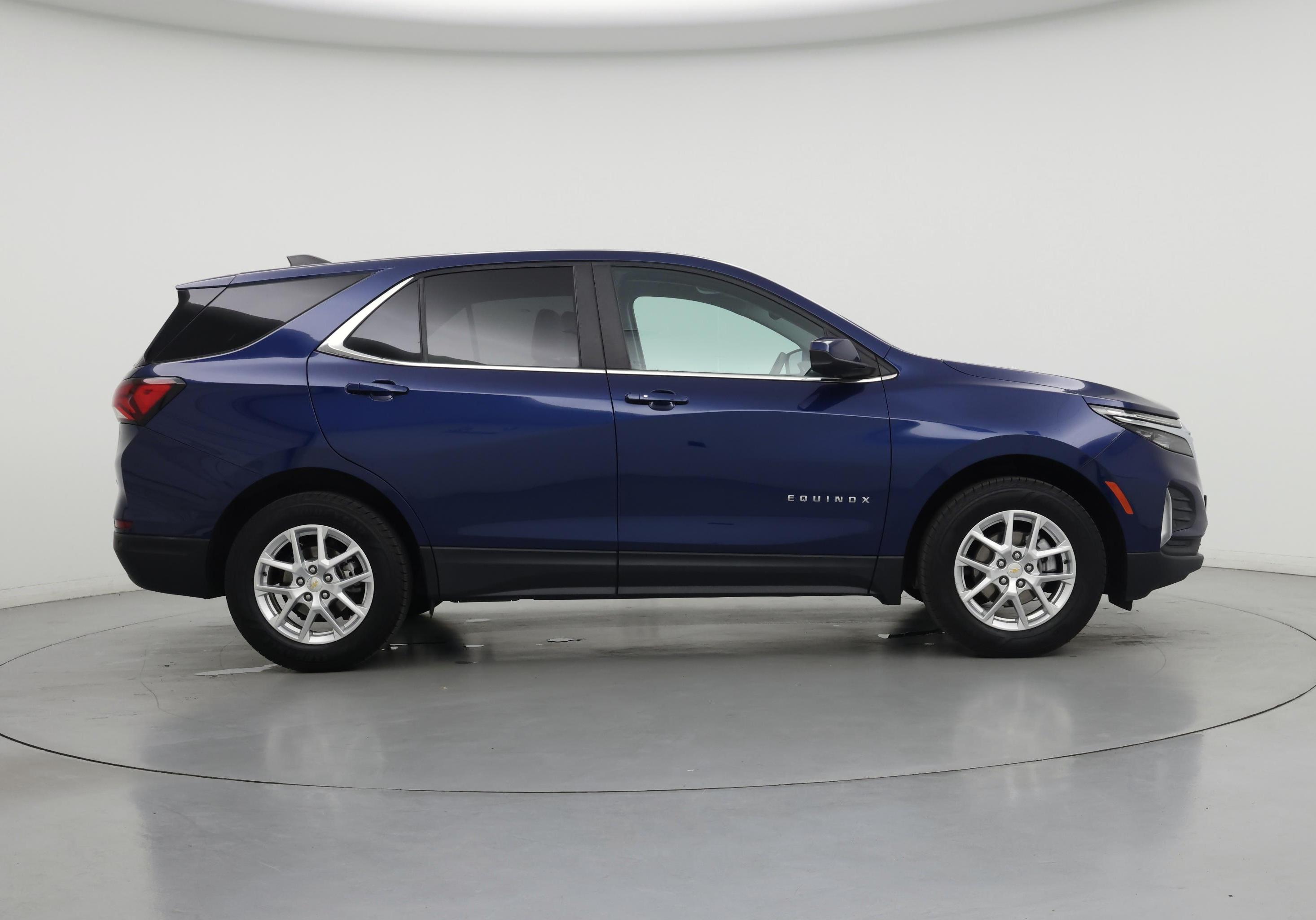 Thumbnail: 2022 Chevrolet Equinox - 7