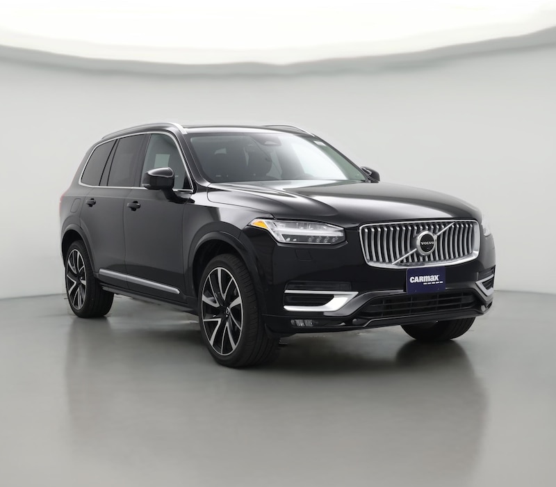2023 Volvo XC90 B6 Plus