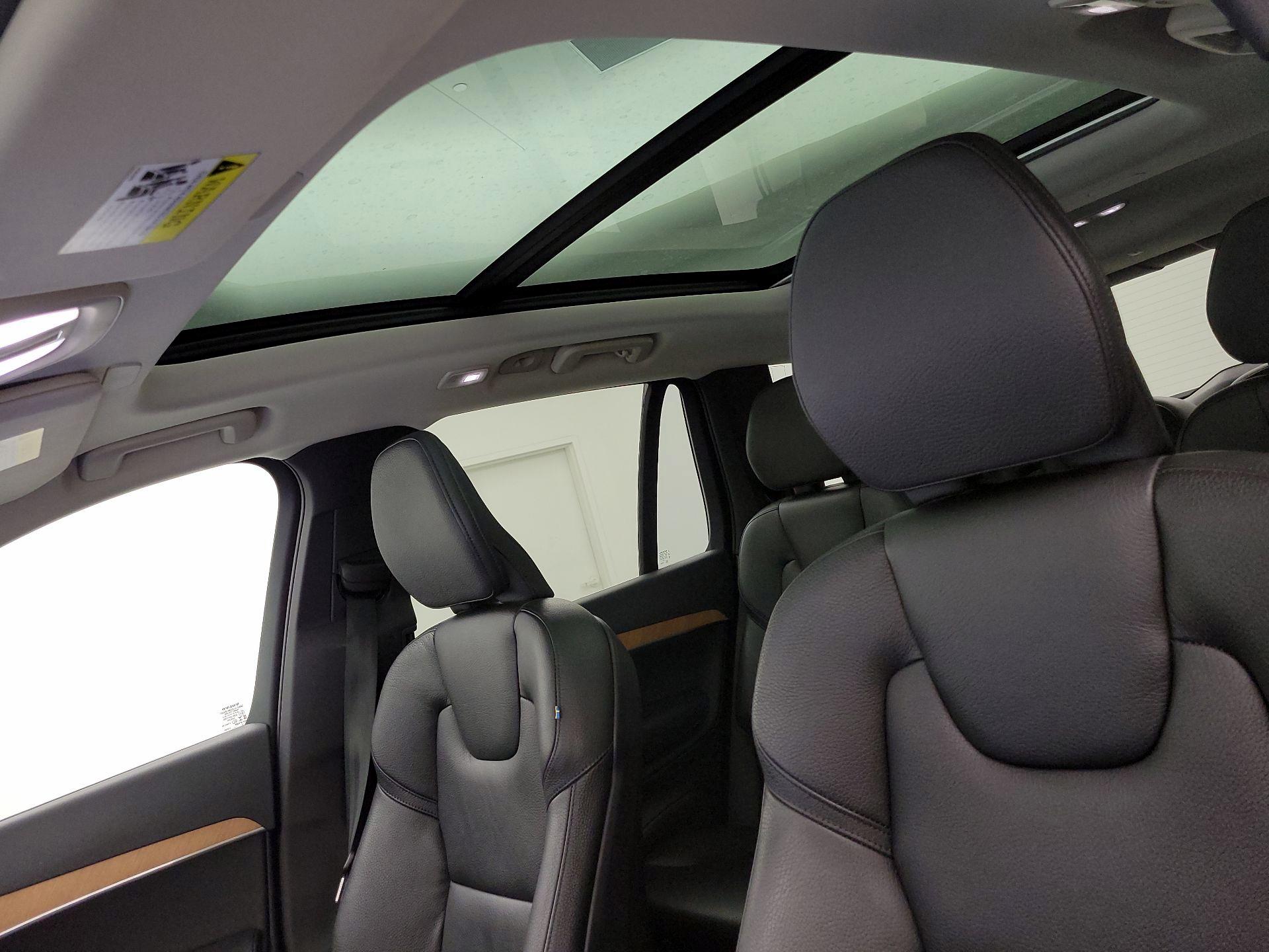Thumbnail: 2023 Volvo XC90 - 20