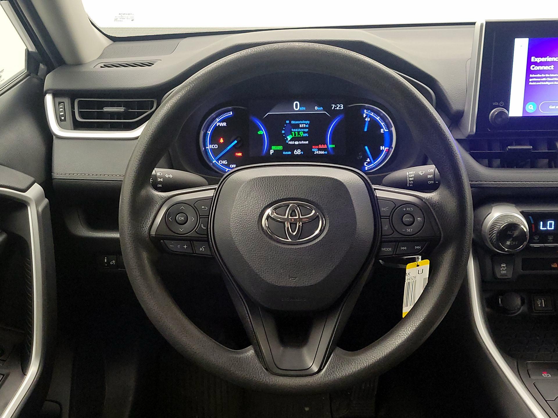 Thumbnail: 2023 Toyota RAV4 - 10