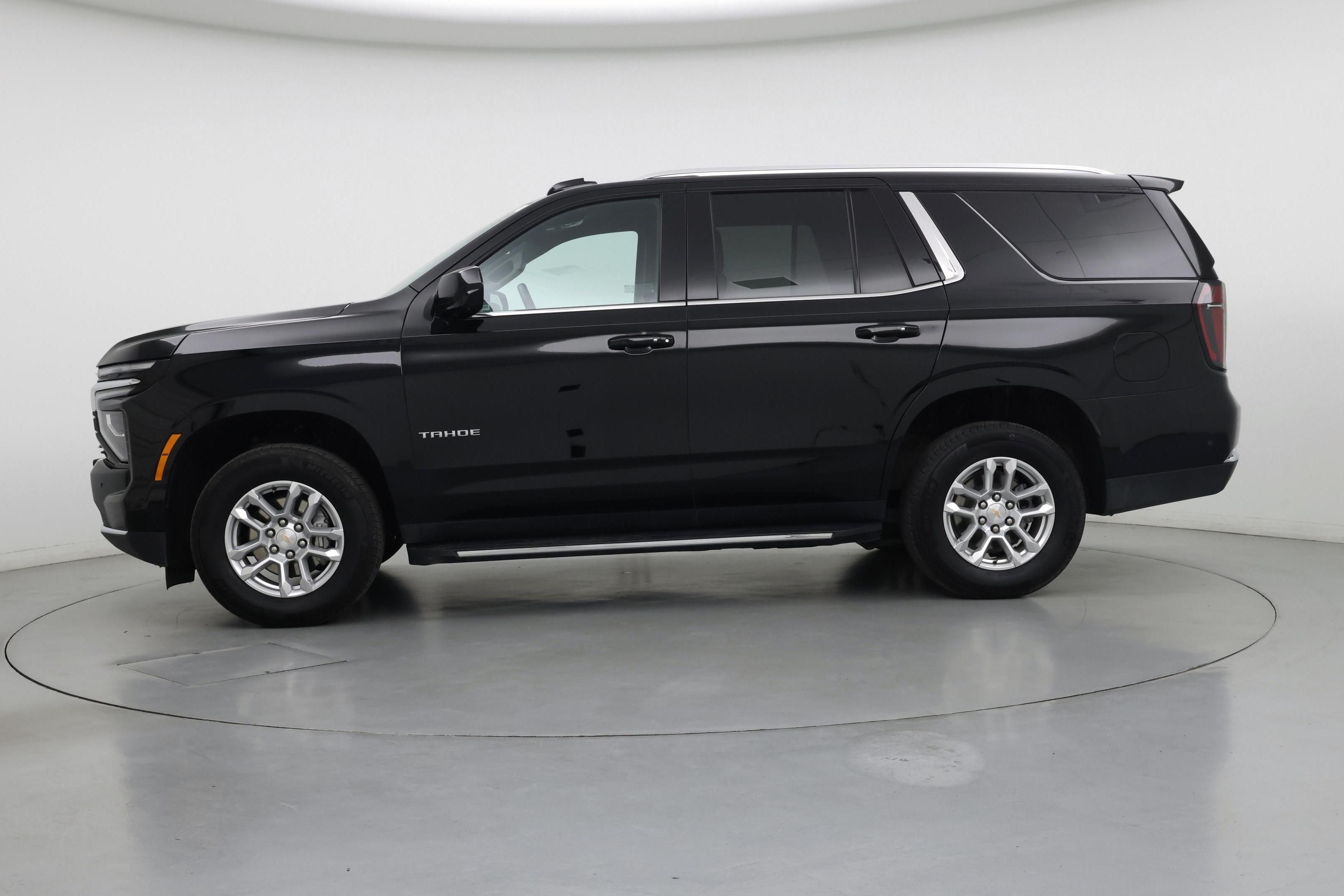 Thumbnail: 2025 Chevrolet Tahoe - 3