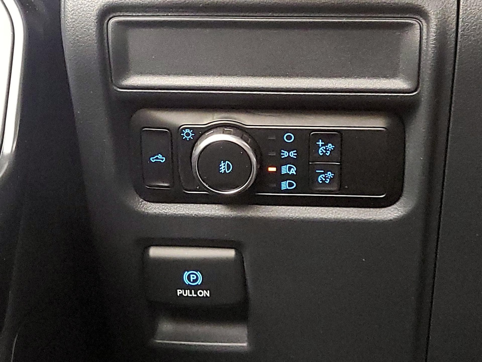 2024 Ford F-150 STX - Photo 14